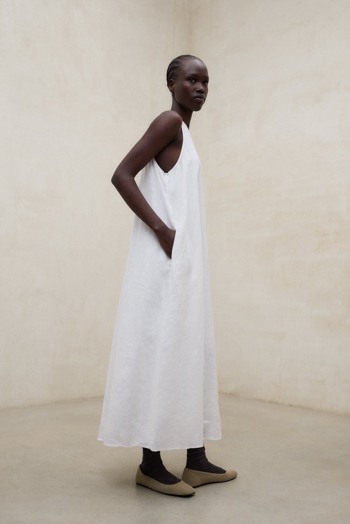 vestido-ecoalf-ukara-blanco-de-lino-para-mujer image 1