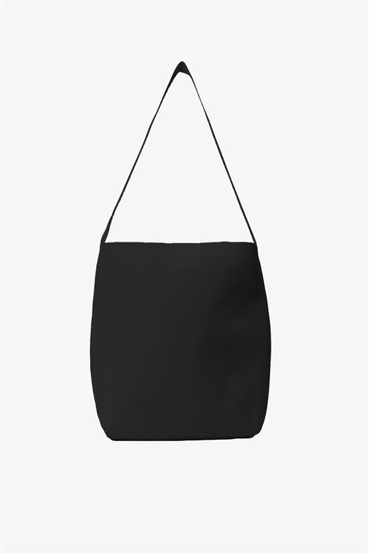bolso-bucket-marta-tika-de-ecoalf-para-mujer-negro-poli-ster-reciclado-uto-38x33 image 2