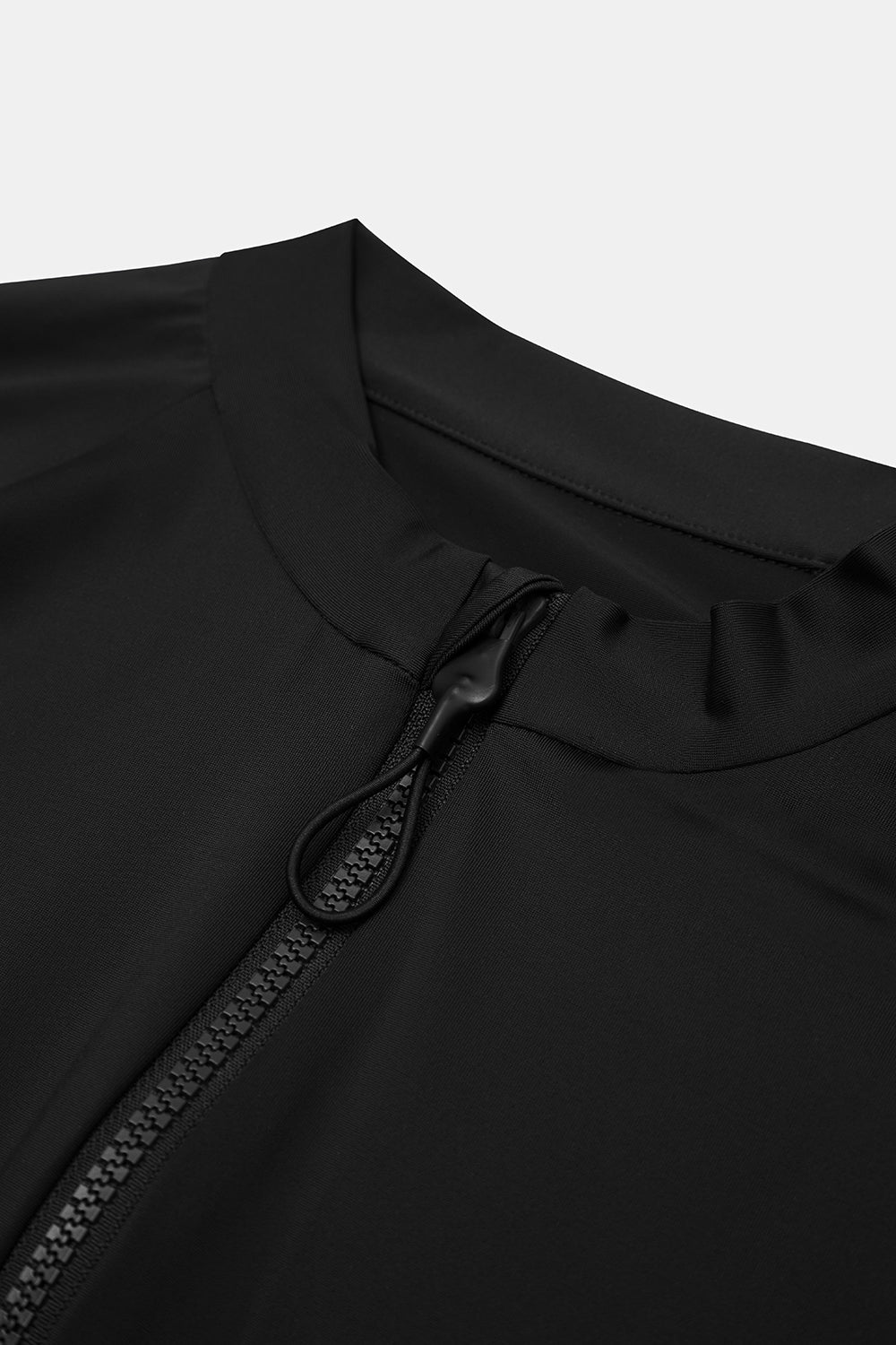 camiseta-de-licra-ecoalf-nusa-negra-para-hombre-poliamida-reciclada-protecci-n-u image 4