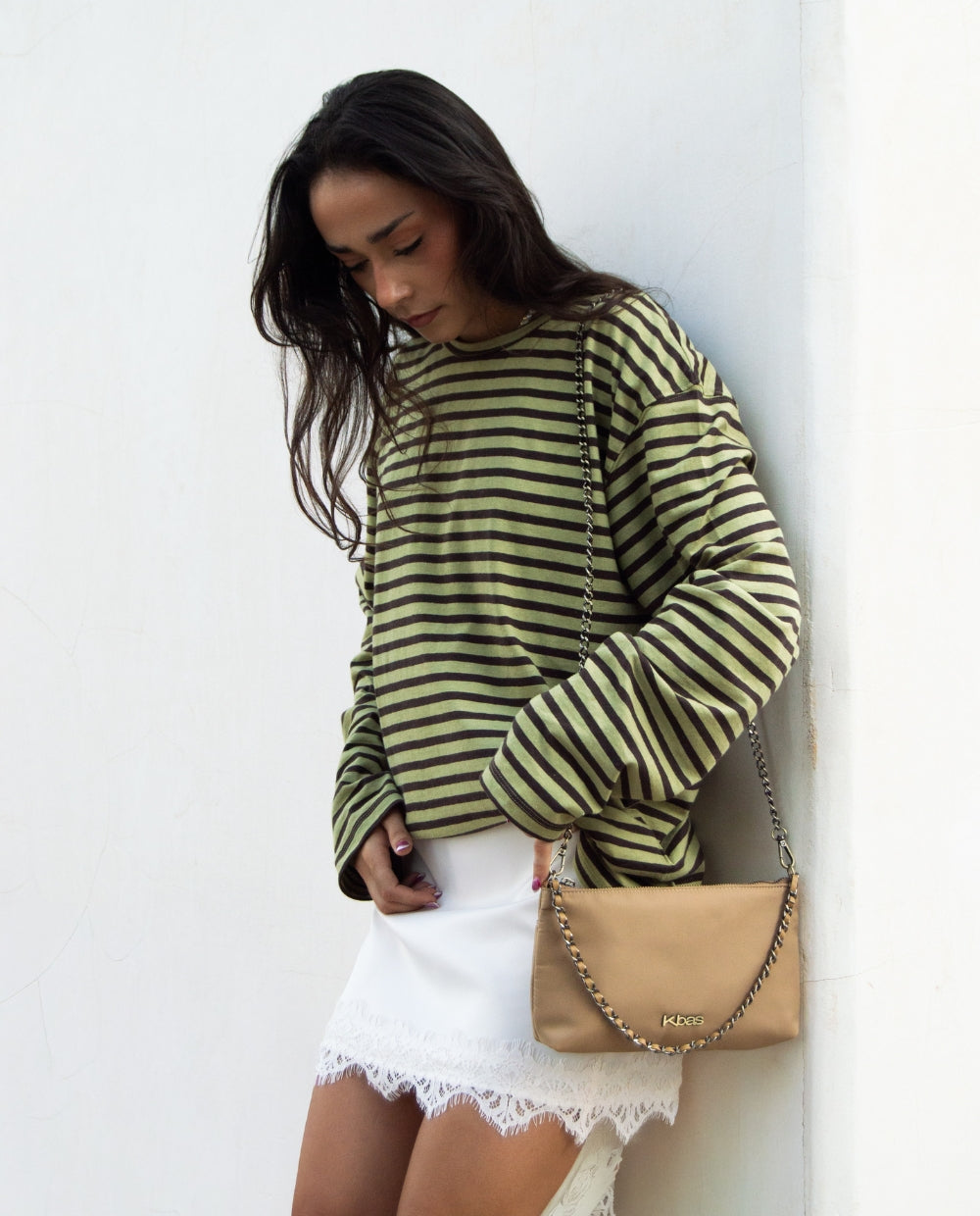 kbas-cartera-de-nylon-color-camel-formato-plano image 3