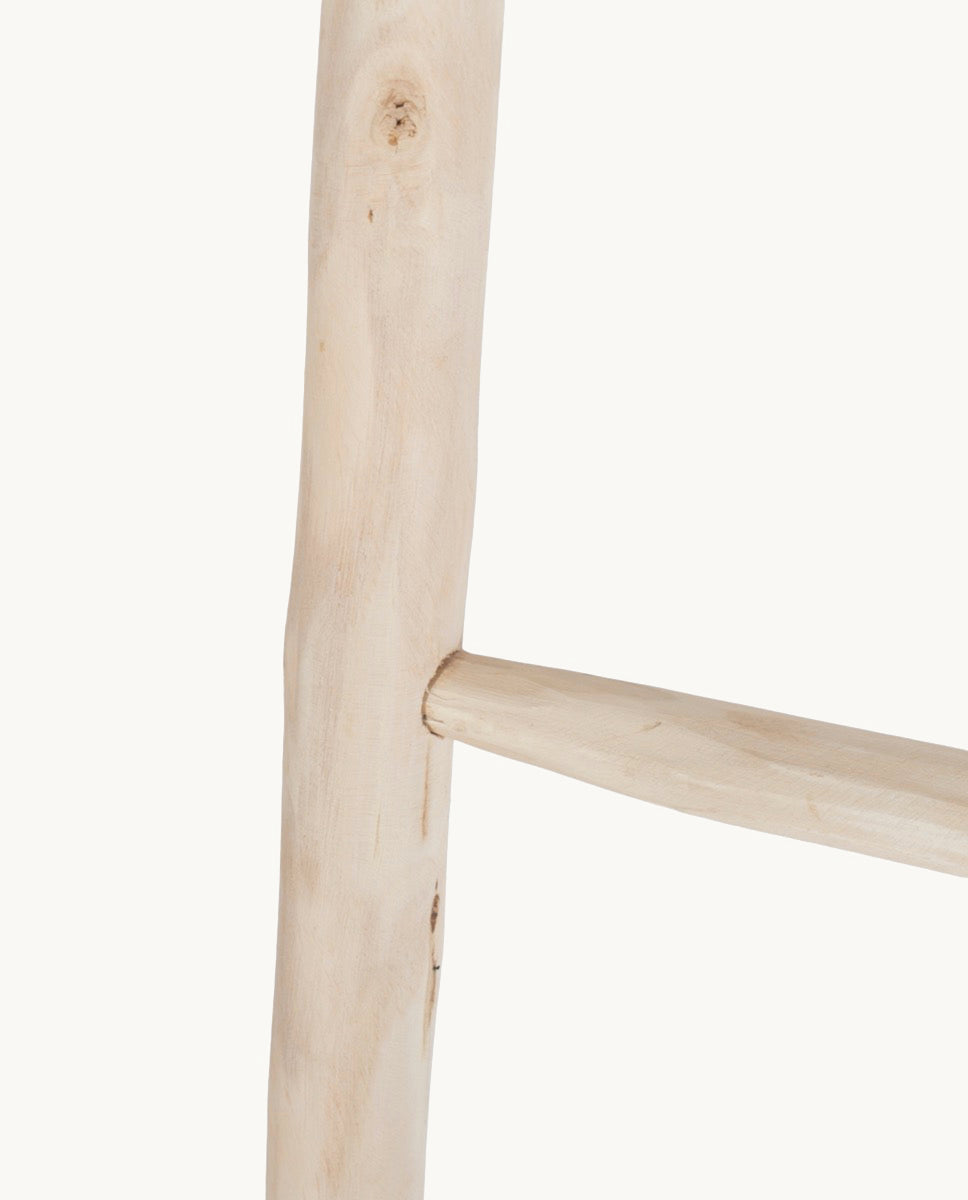 escalera-de-madera-kbas-120-cm-decorativa-y-funcional-50-de-descuento image 2