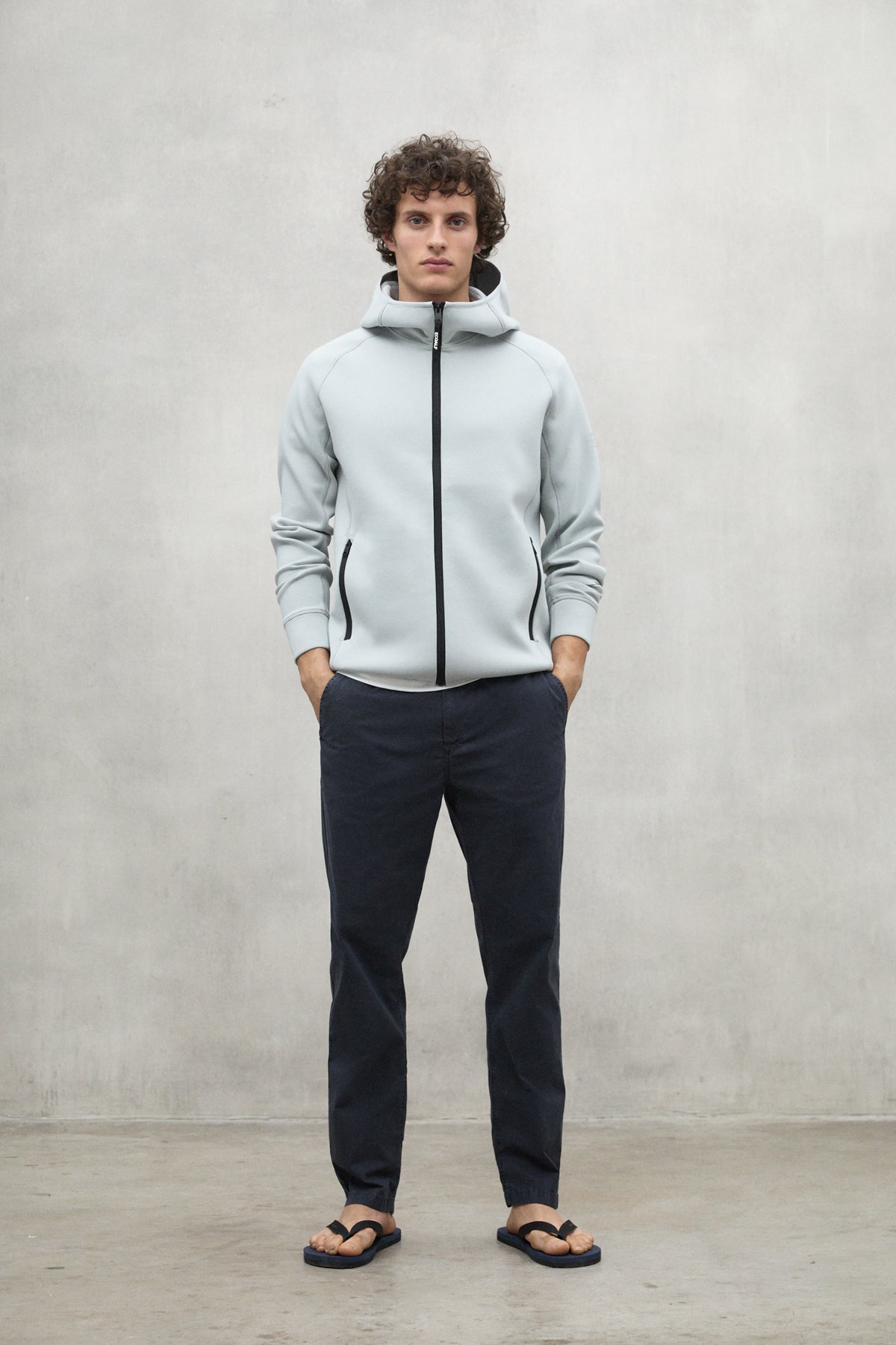 ecoalf-sudadera-dashen-blanca-hombre-16-lenzing-ecovero-mangas-ragl-n-cremallera image 1