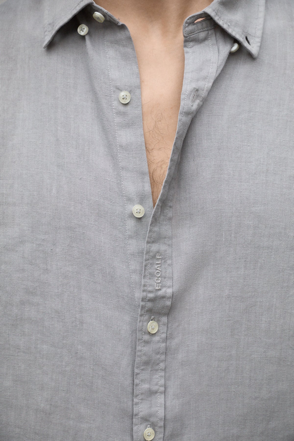 camisa-malibu-ecoalf-de-lino-para-hombre-gris-fit-regular image 5