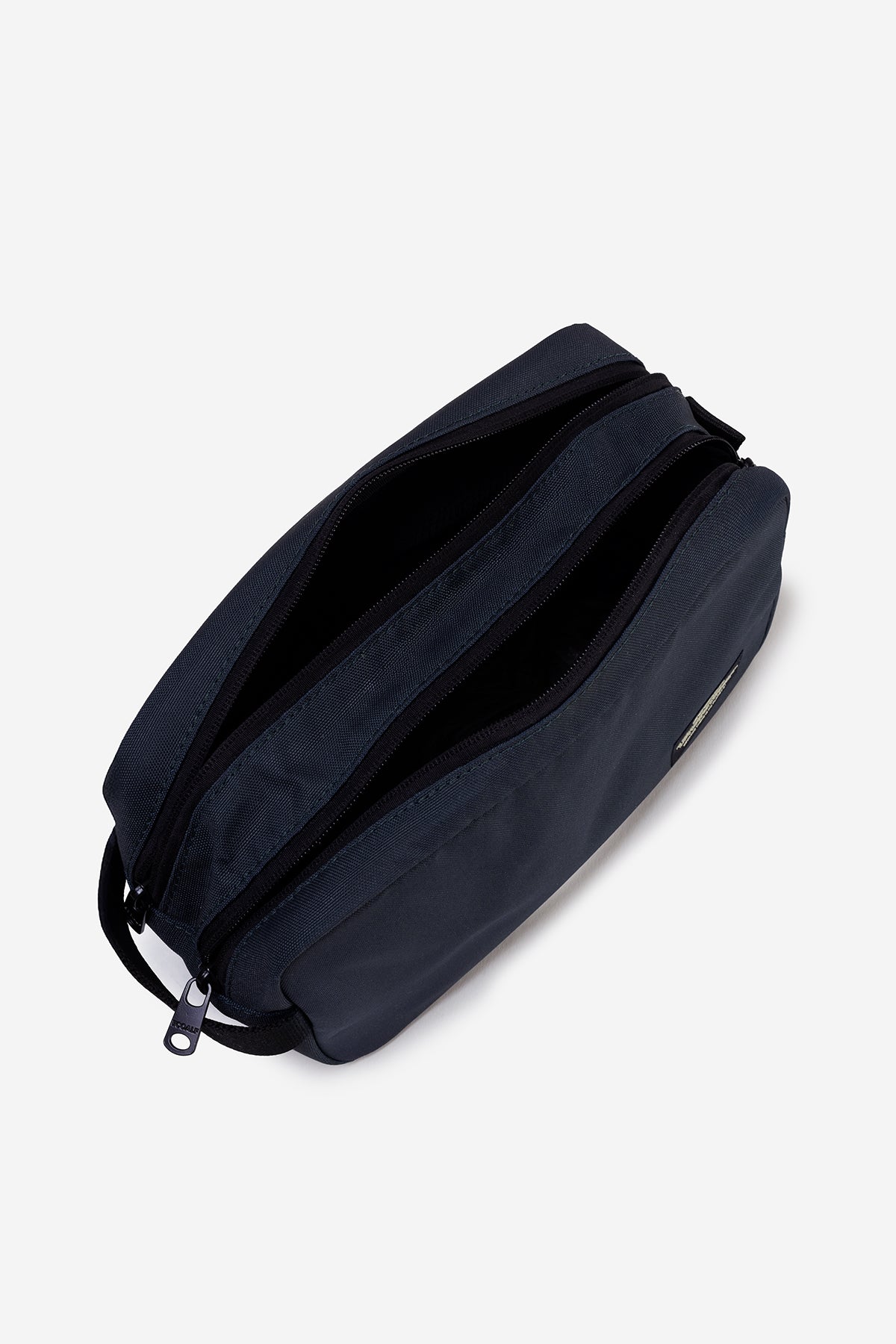 ecoalf-neceser-deportivo-vanity-azul-marino-unisex-poli-ster-reciclado-repelente image 2