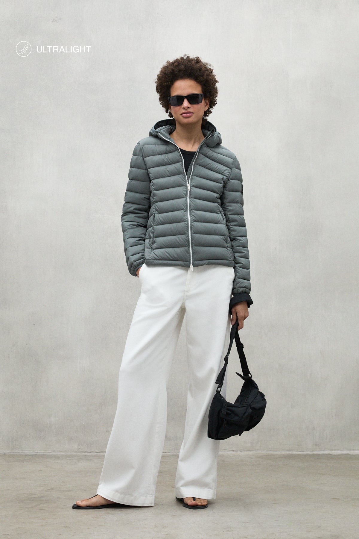 chaqueta-atlantic-verde-ecoalf-poliamida-100-reciclada-ultraligera-y-repelente-a image 1