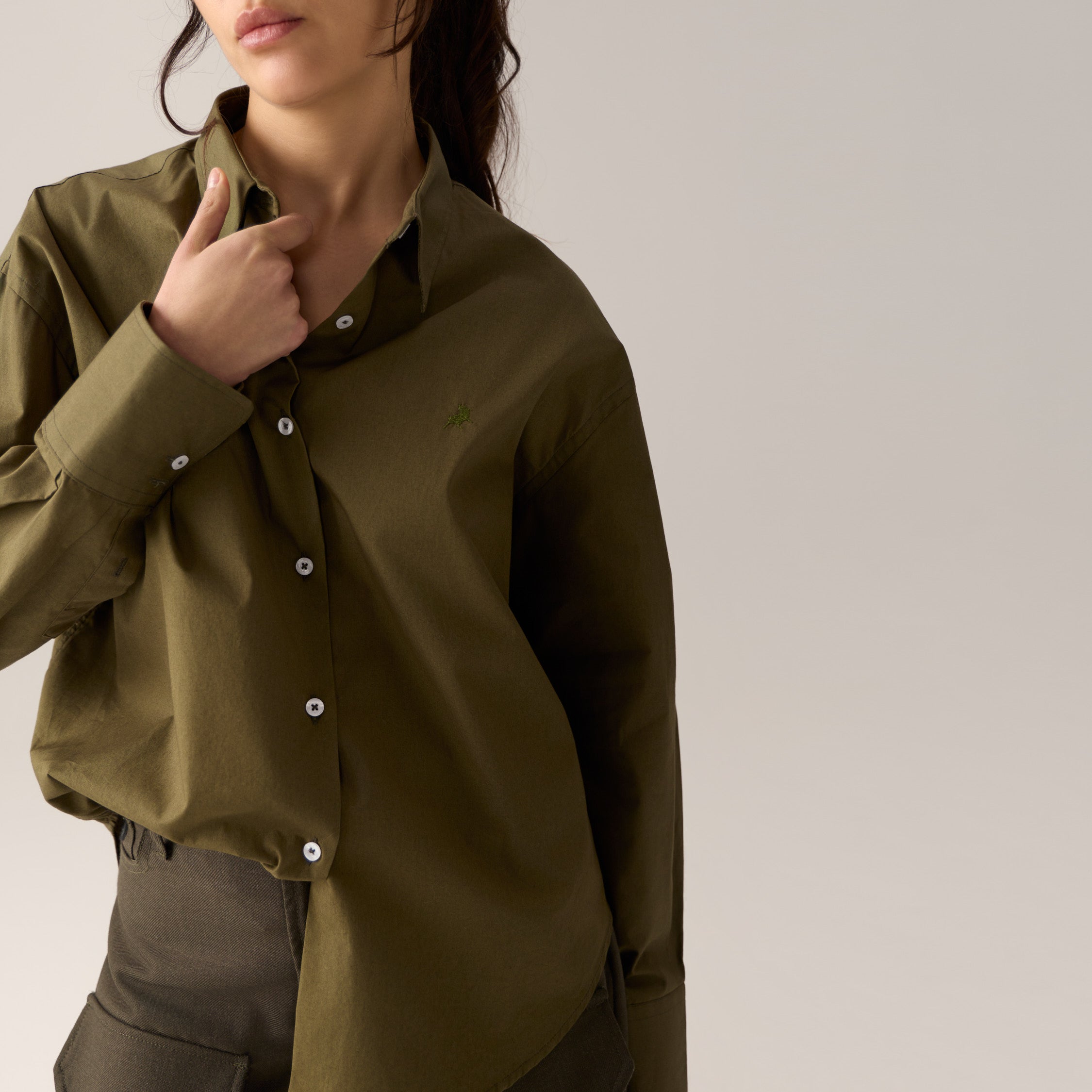 camiseta-caryn-de-lois-algod-n-100-color-verde-oscuro-tallas-xs-xl image 2