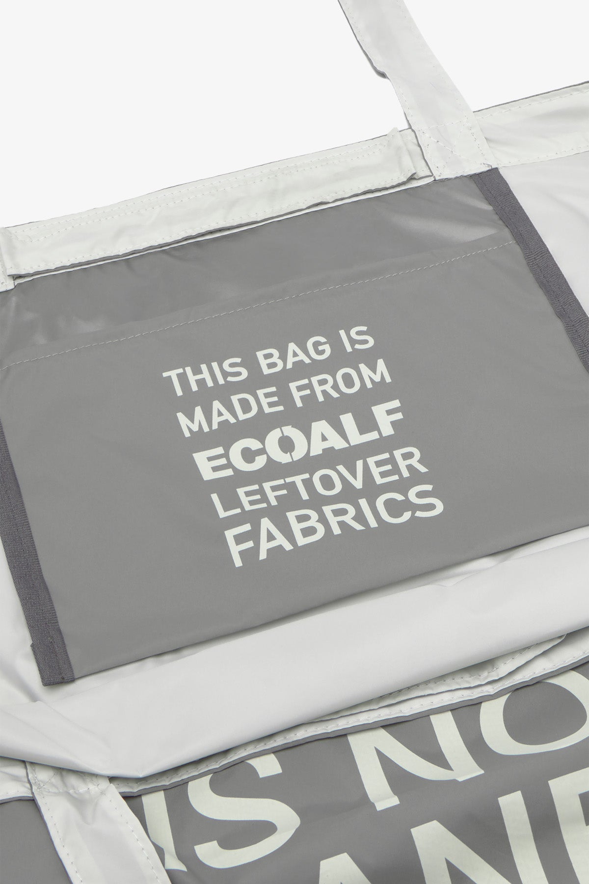 bolsa-pacho-ecoalf-de-poli-ster-reciclado-gris-plegable-y-multiusos image 5