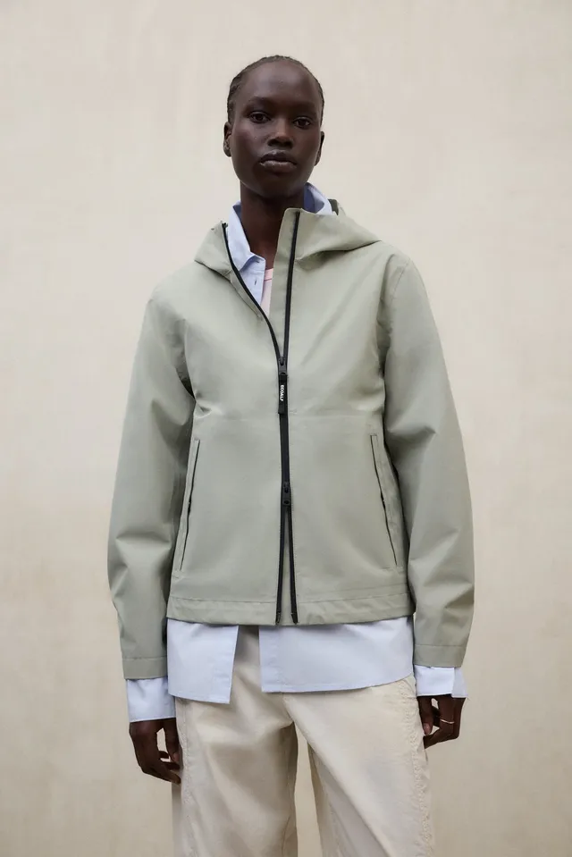chaqueta-venis-verde-de-ecoalf-para-mujer-impermeable-3k-transpirable-capucha-y- image 1
