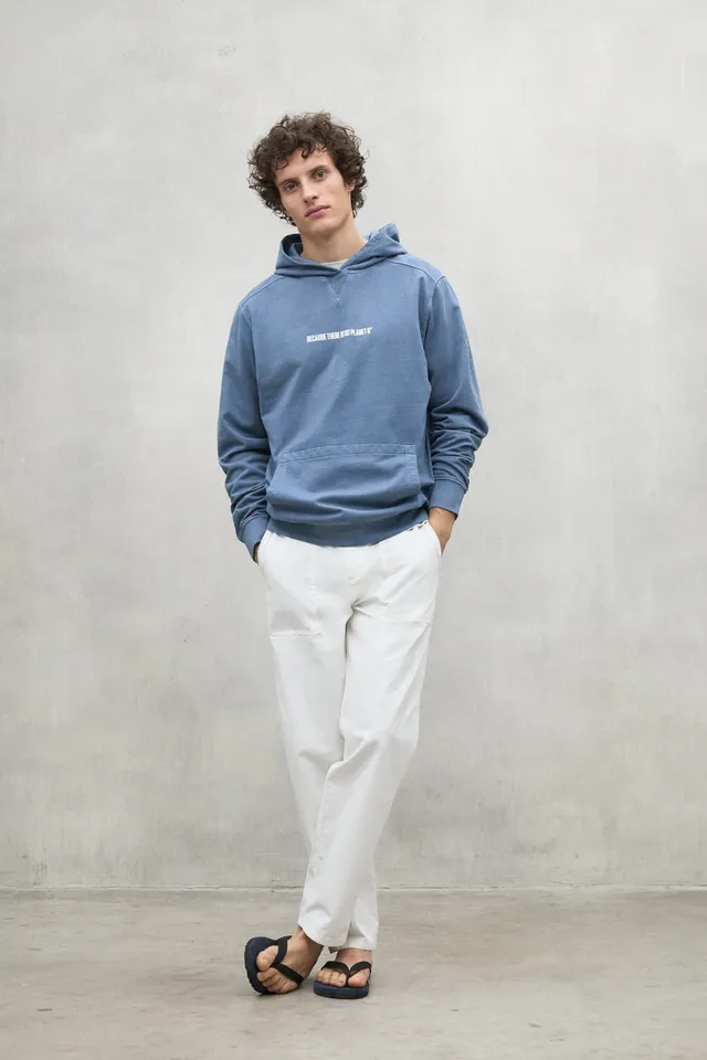 sudadera-ecoalf-barca-azul-50-algod-n-org-nico-y-50-reciclado-colecci-n-because- image 1