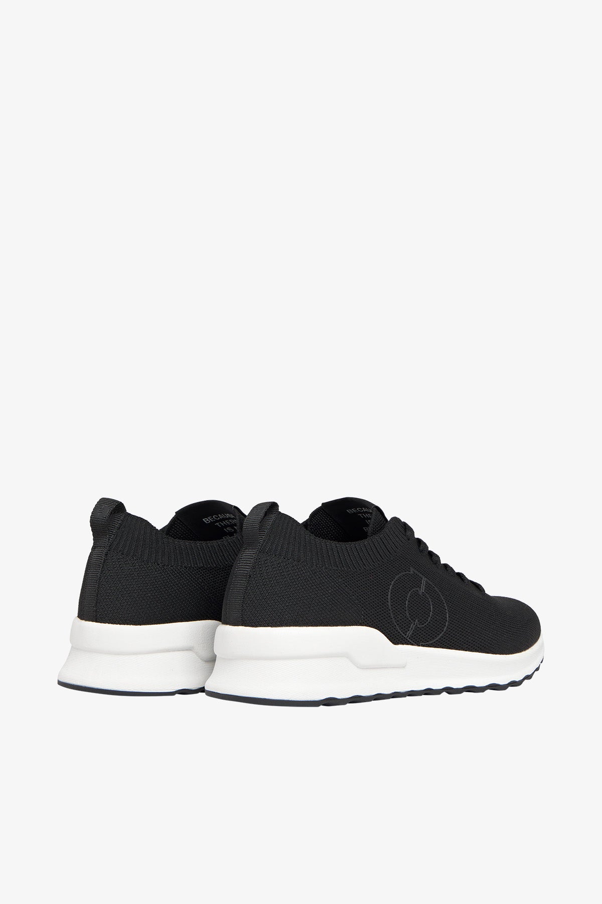 ecoalf-zapatilla-conde-knit-negra-de-mujer-60-poli-ster-reciclado-uto-ligera-sin image 3