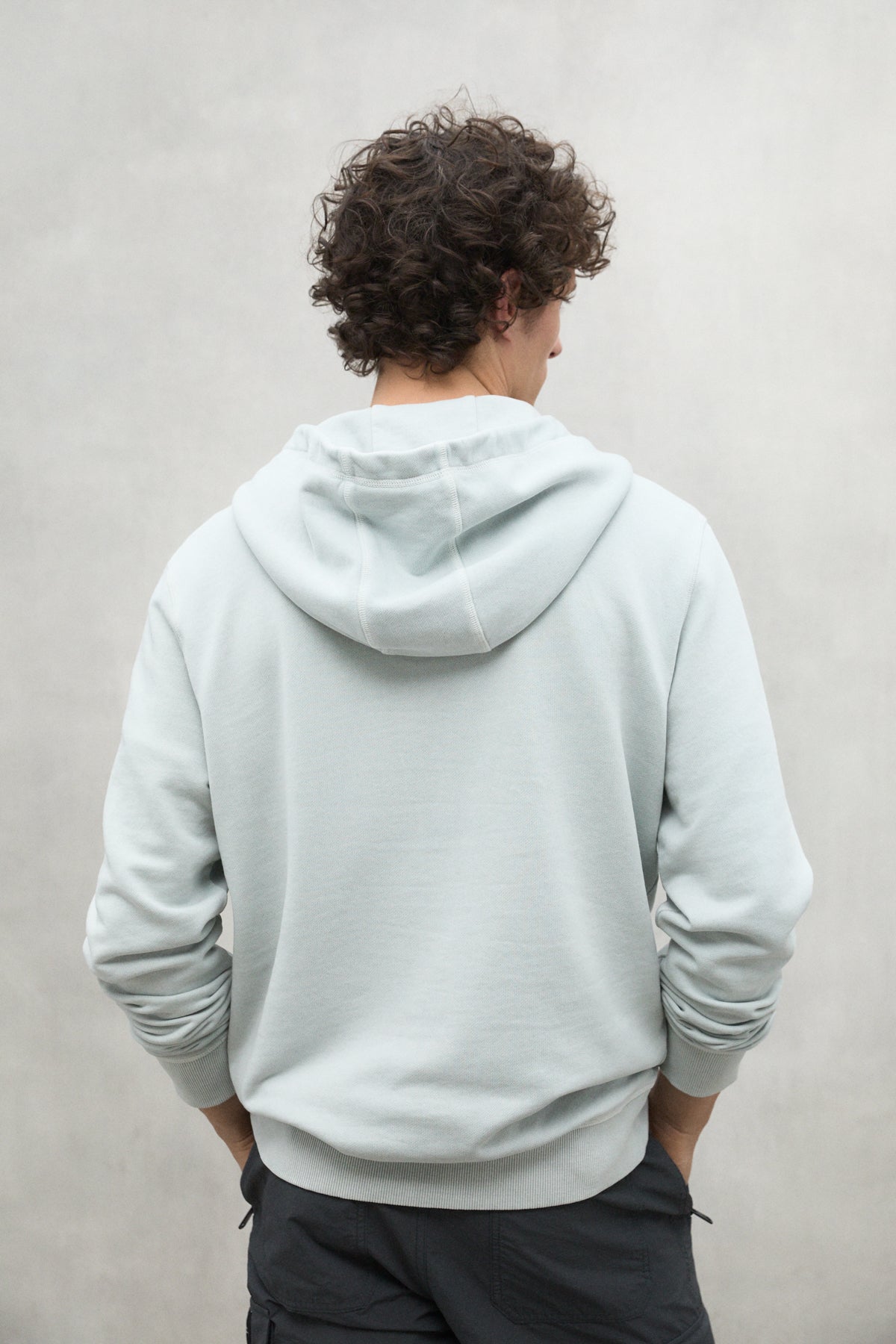 ecoalf-sudadera-rena-blanca-de-hombre-100-algod-n-reciclado-cremallera-central-y image 3