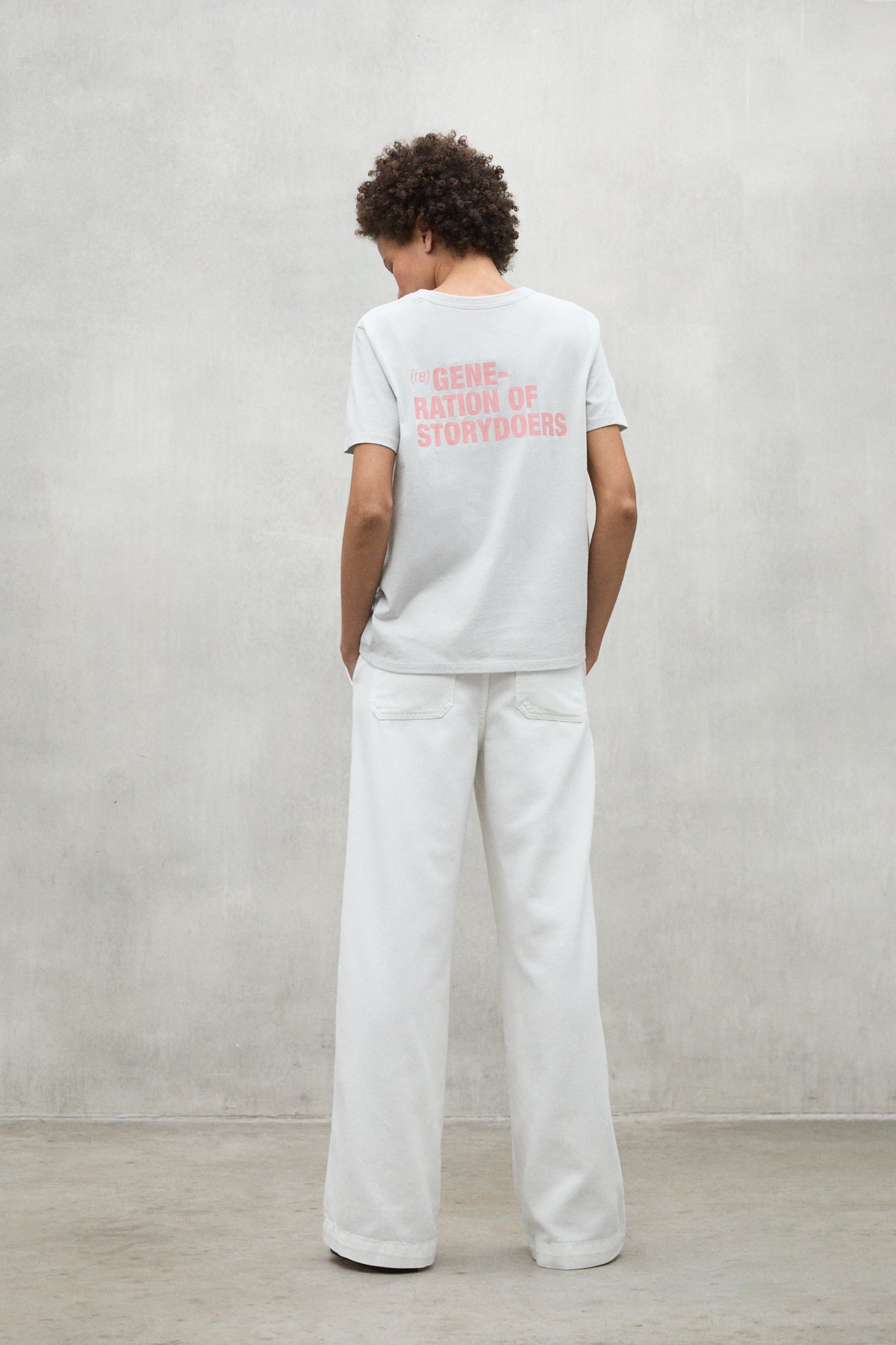 camiseta-ecoalf-re-generation-gris-y-rosa-para-mujer-100-algod-n-regenerativo-co image 1