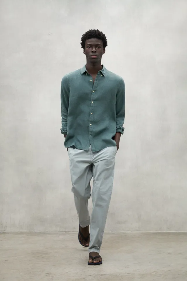 camisa-ecoalf-malibu-verde-de-hombre-100-lino-fit-regular-y-dise-o-atemporal image 1