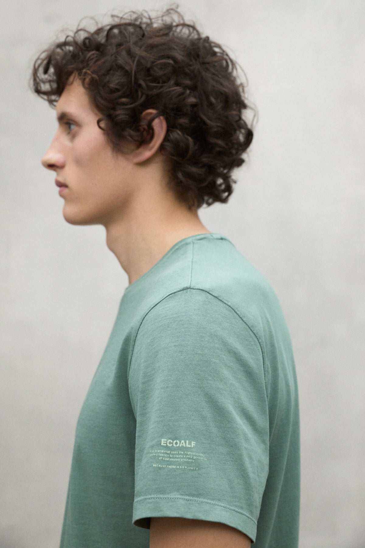 ecoalf-camiseta-vent-verde-100-algod-n-reciclado image 4