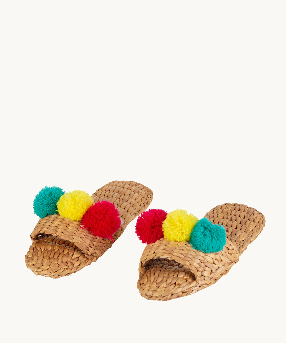 sandalias-trenzadas-de-junco-kbas-con-pompones-estilo-bohemio-ss26 image 1