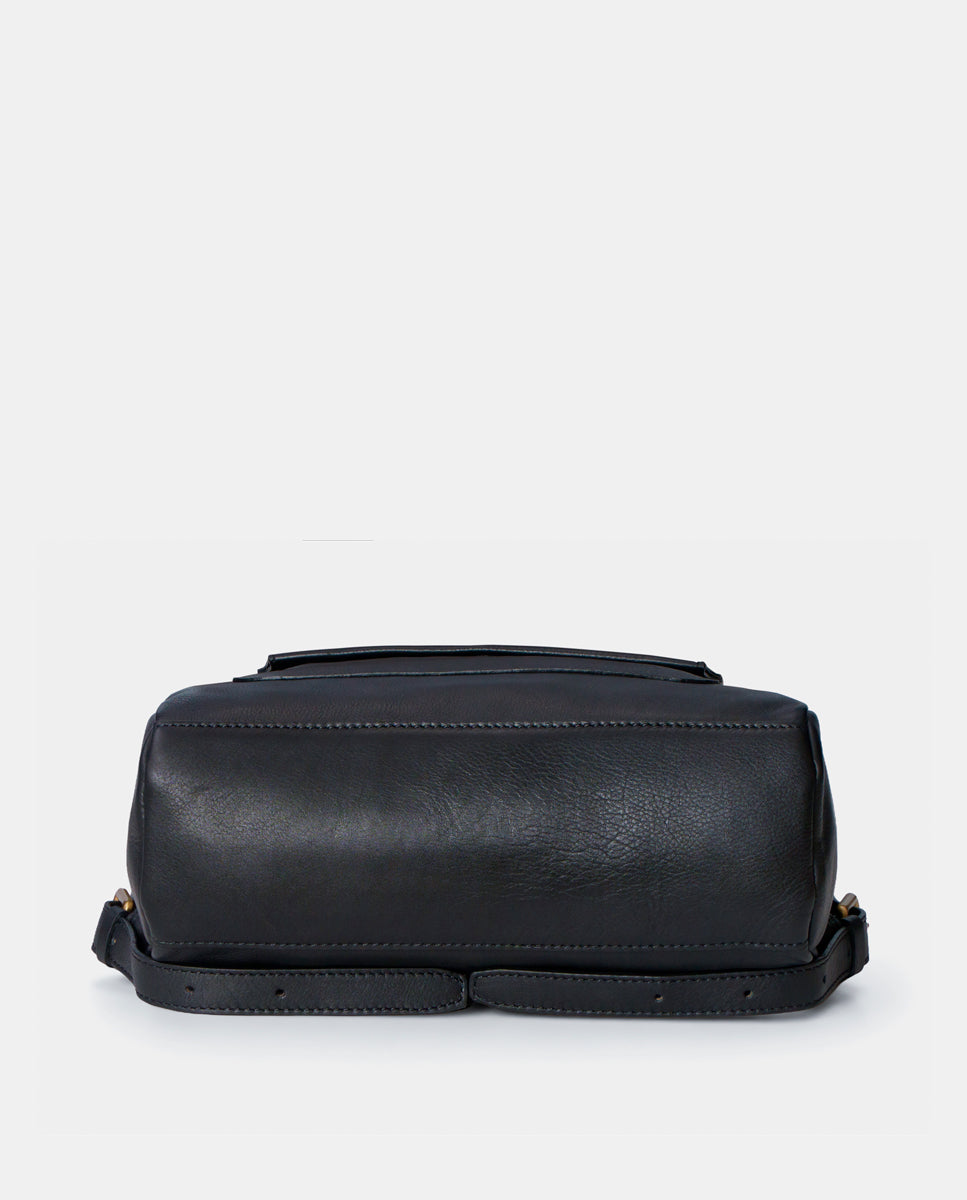 abbacino-mochila-piel-negra-estructurada image 4