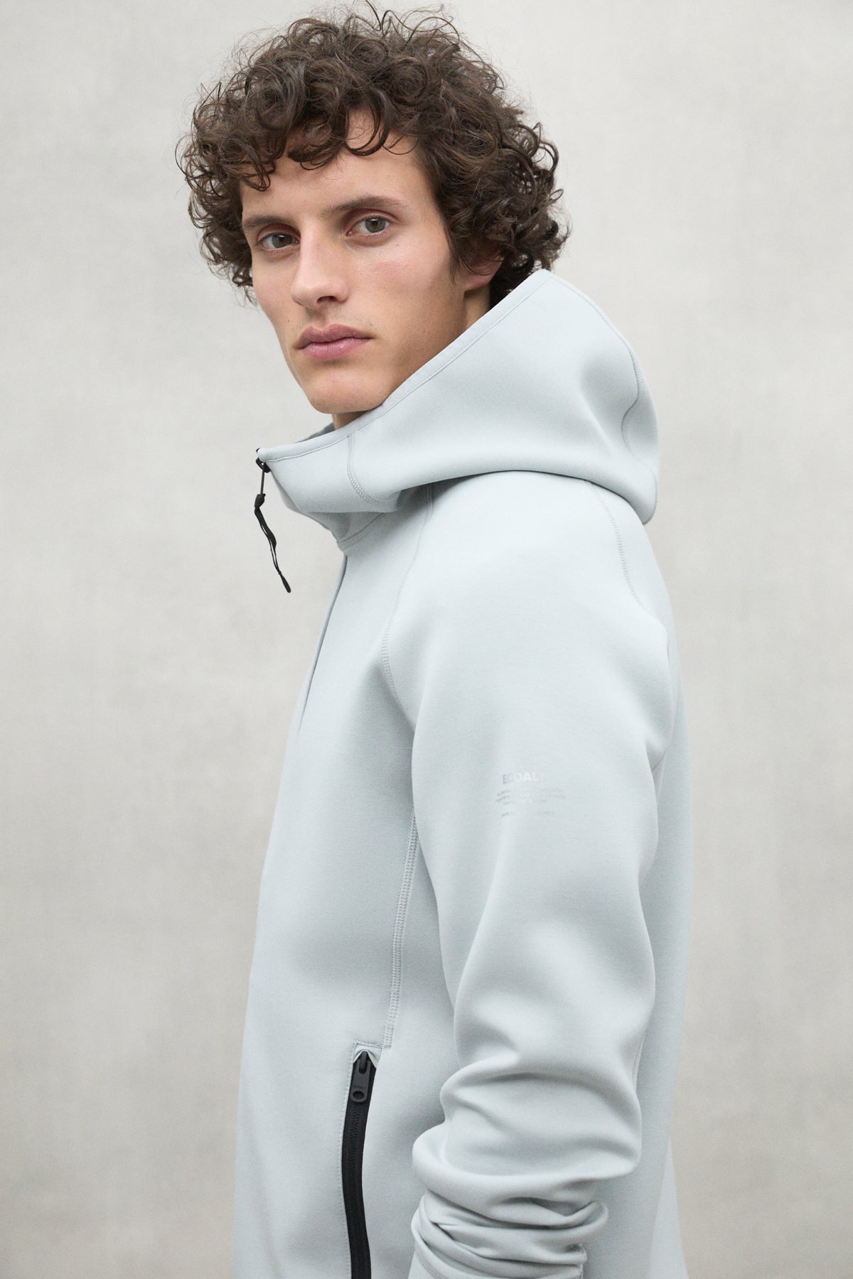 ecoalf-sudadera-dashen-blanca-hombre-16-lenzing-ecovero-mangas-ragl-n-cremallera image 5