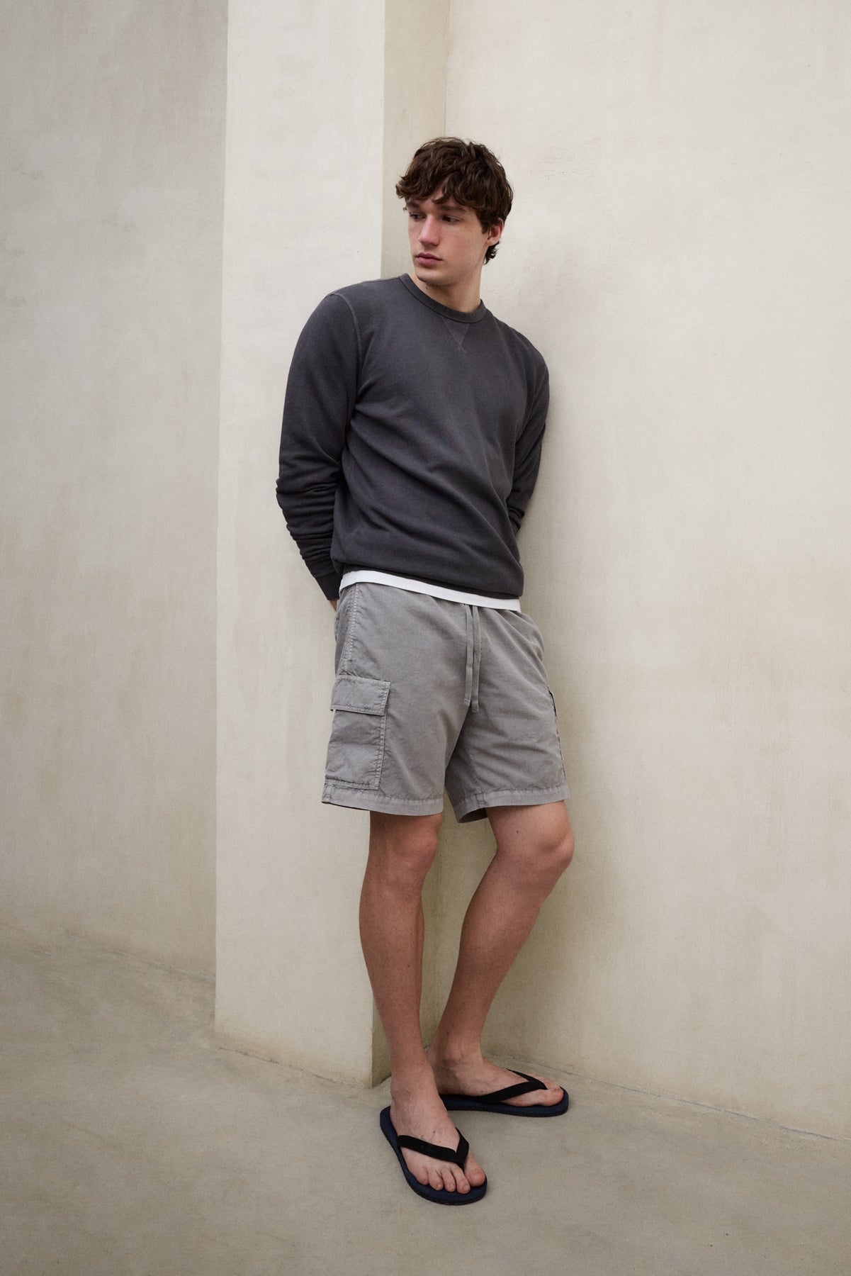 ecoalf-shorts-targo-gris-oscuro-para-hombre-100-algod-n-regenerativo-fit-regular image 1