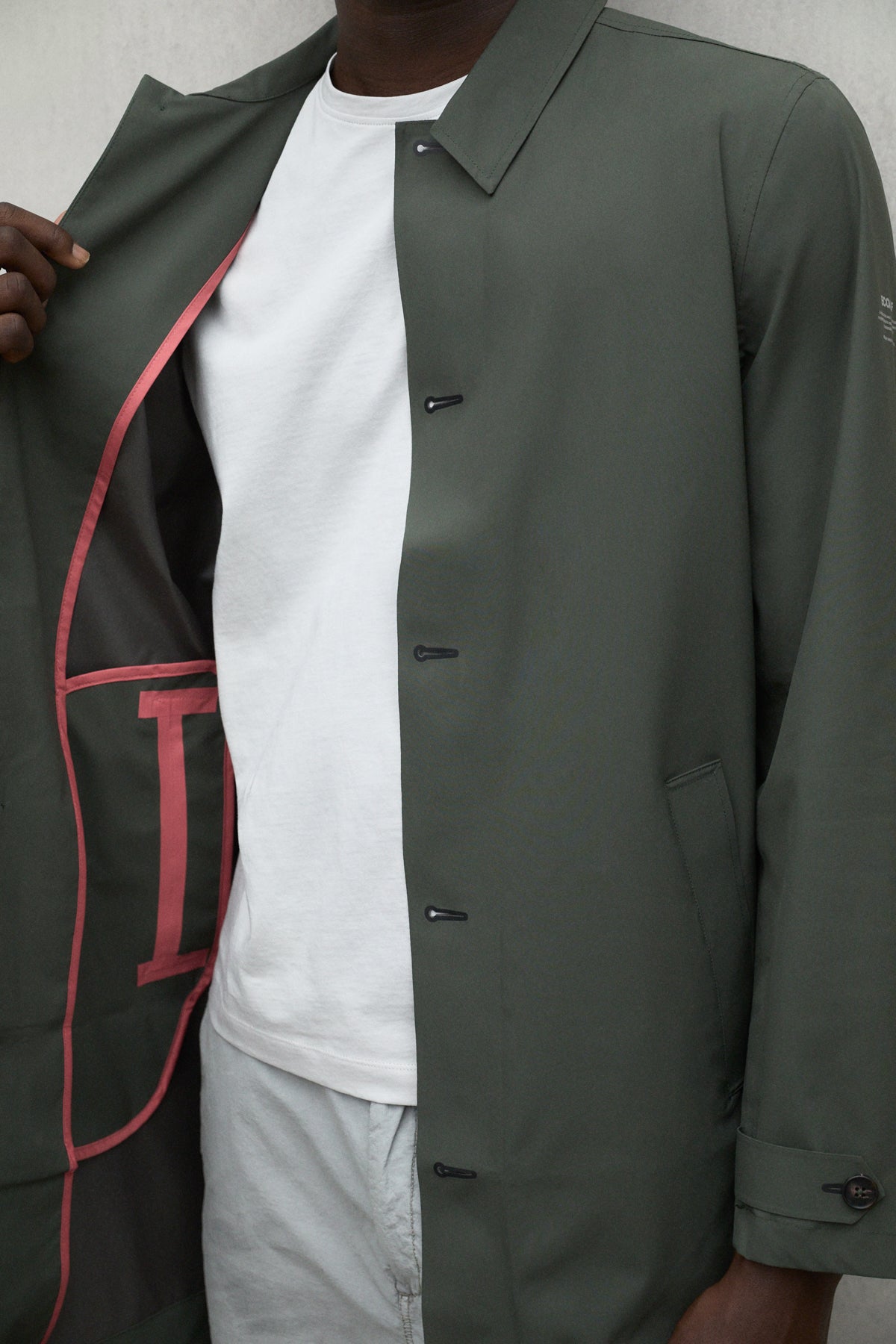 chaqueta-nimega-de-ecoalf-para-hombre-verde-poli-ster-reciclado-3-4-impermeable image 4