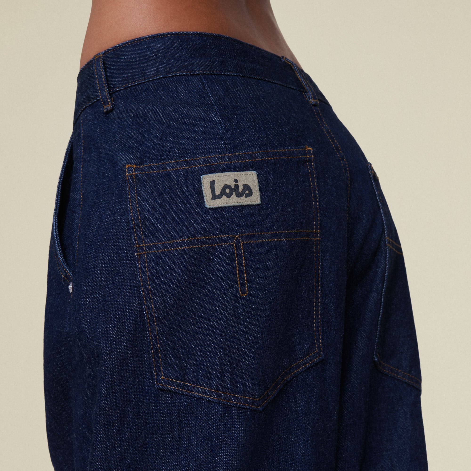 lois-beatrix-pleats-l-falda-plisada image 4