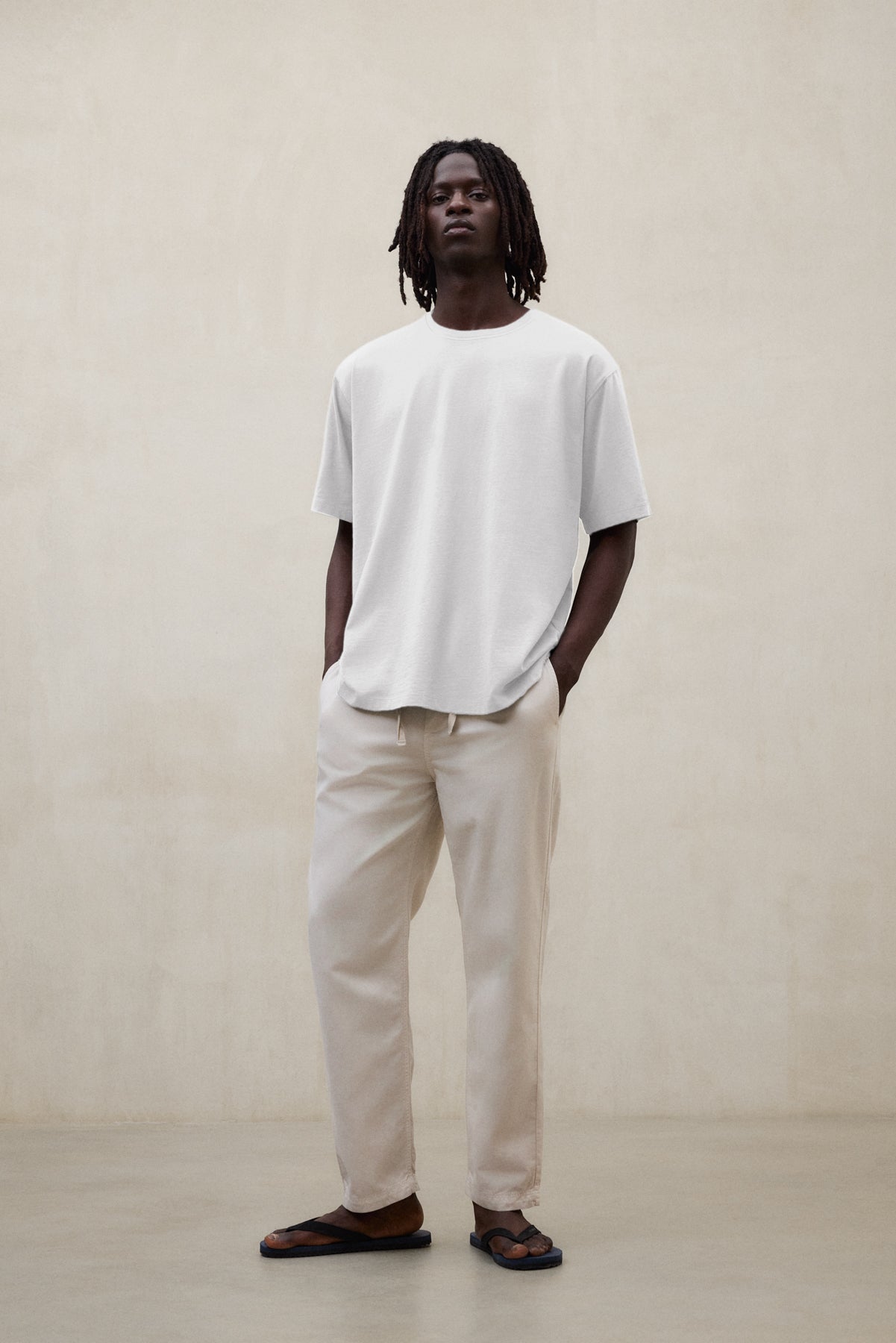 camiseta-mund-de-ecoalf-para-hombre-50-algod-n-org-nico-fit-oversize-color-blanc image 2