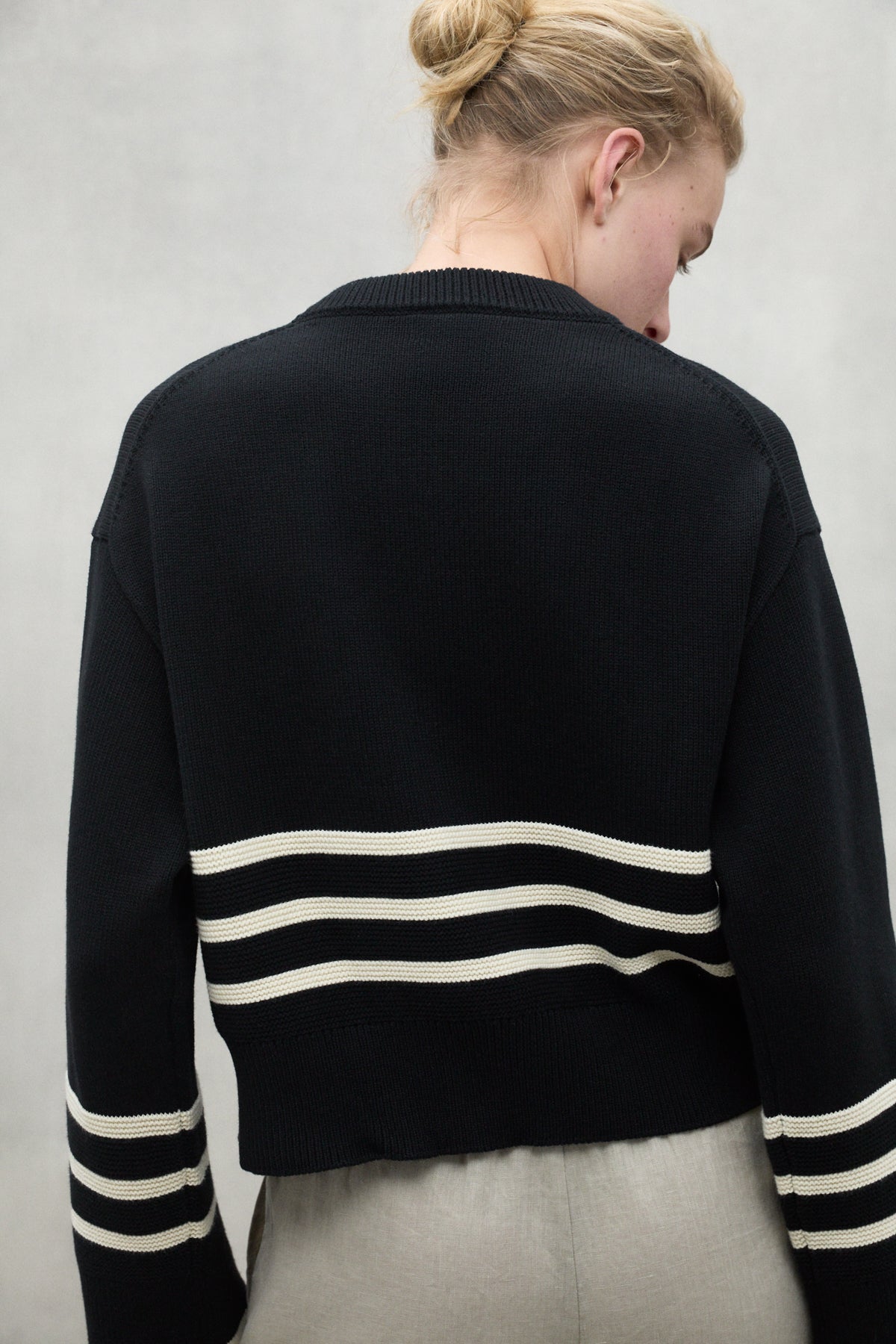 ecoalf-jersey-lanyu-negro-mujer-50-algod-n-reciclado-fit-holgado-punto-5gg image 4