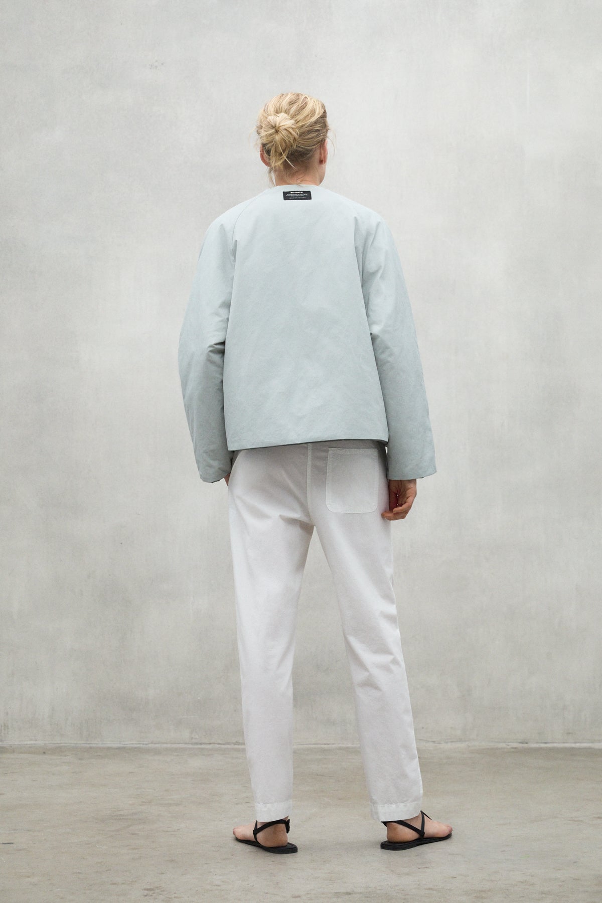 chaqueta-reversible-gavea-gris-ecoalf-63-poliamida-reciclada-oversize image 6