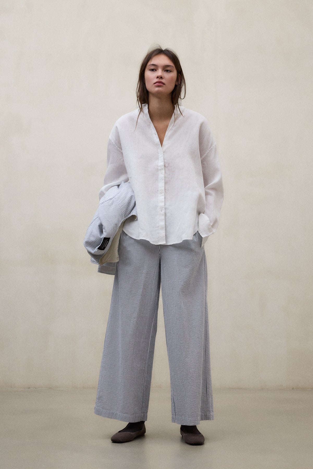 pantalones-moss-ecoalf-azul-y-blanco-algod-n-org-nico image 1