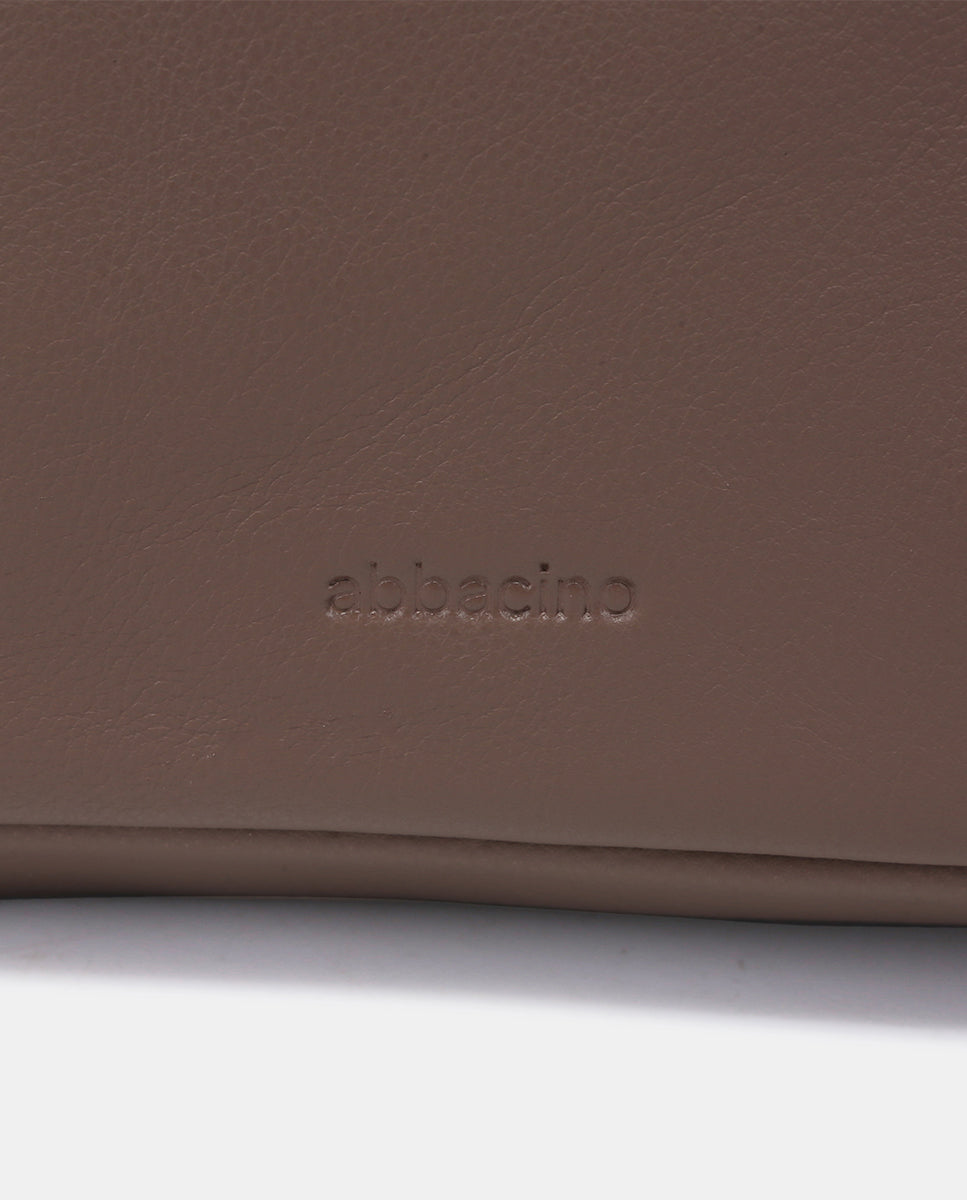 abbacino-bandolera-taupe-de-piel-premium-cruzada image 6