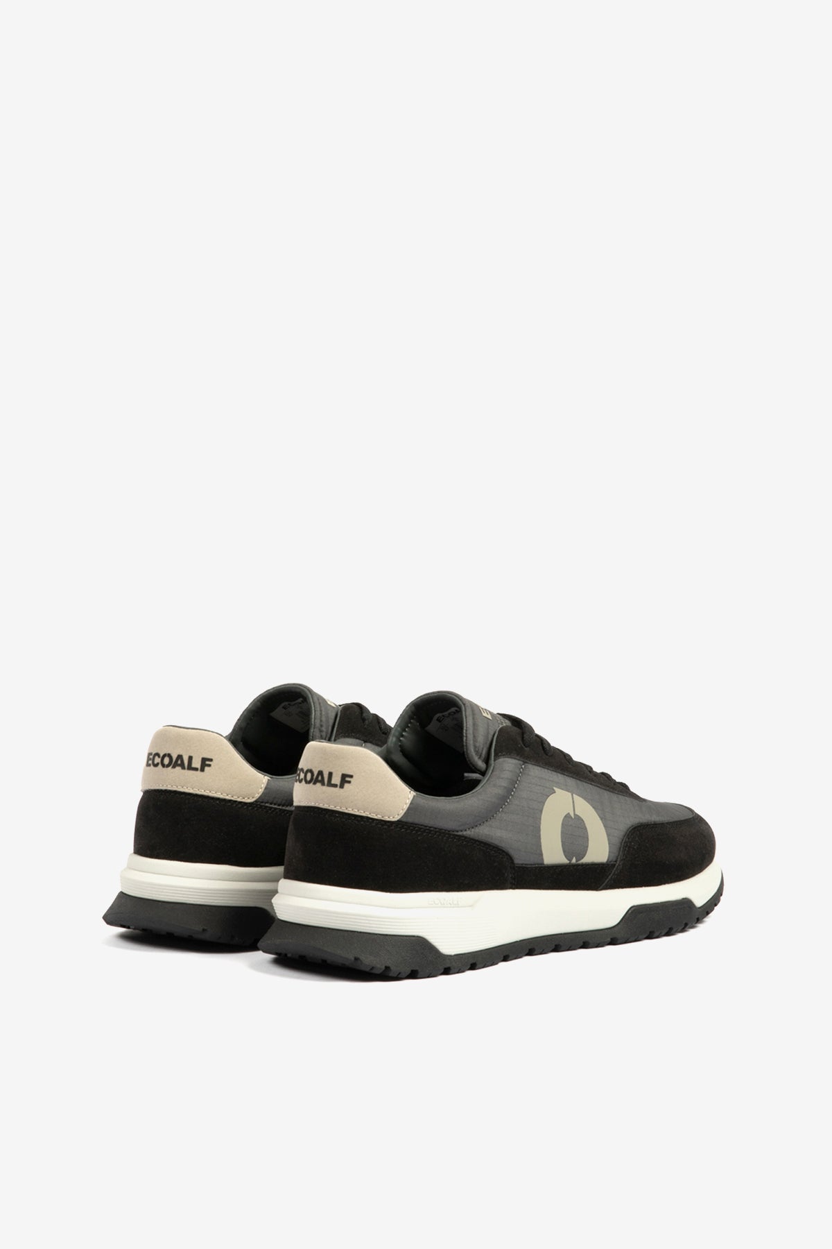 zapatillas-ecoalf-ventura-grises-negras-para-hombre-poli-ster-reciclado image 3