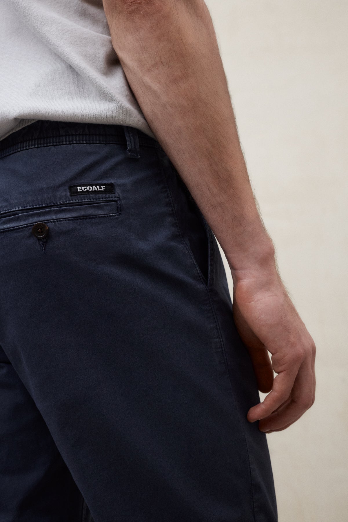 pantalones-ethiwin-azul-marino-de-hombre-ecoalf image 4