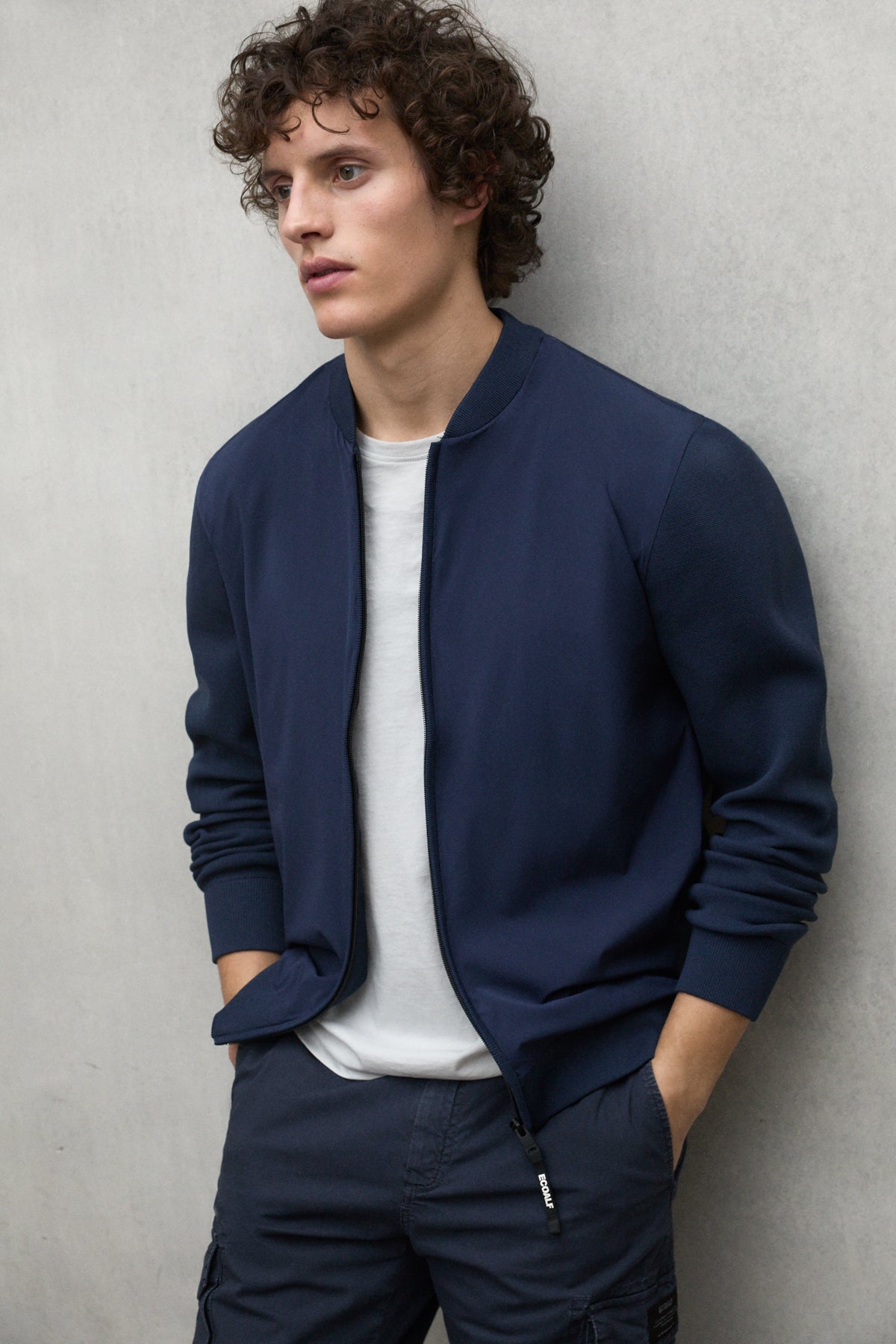 ecoalf-chaqueta-de-punto-kobus-azul-marino-poliamida-reciclada image 3