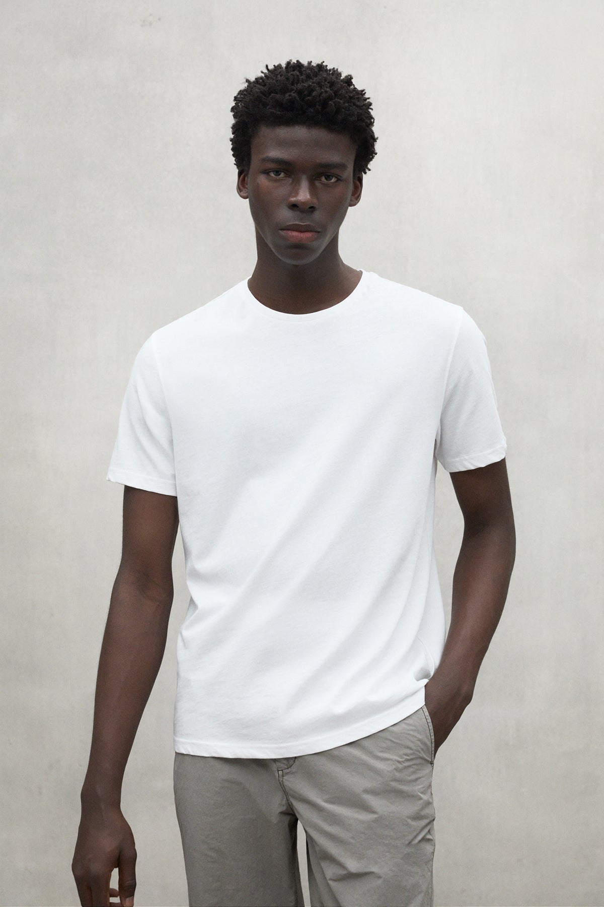 camiseta-act-blanca-de-hombre-ecoalf image 2