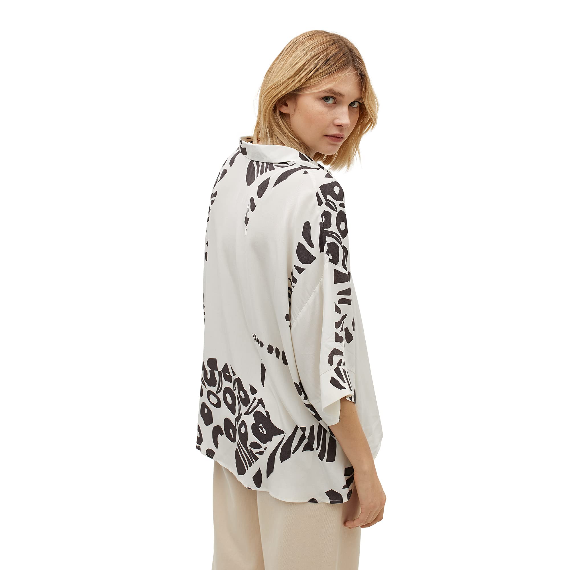 parfois-camisa-oversize-estampado-animal-mujer image 6