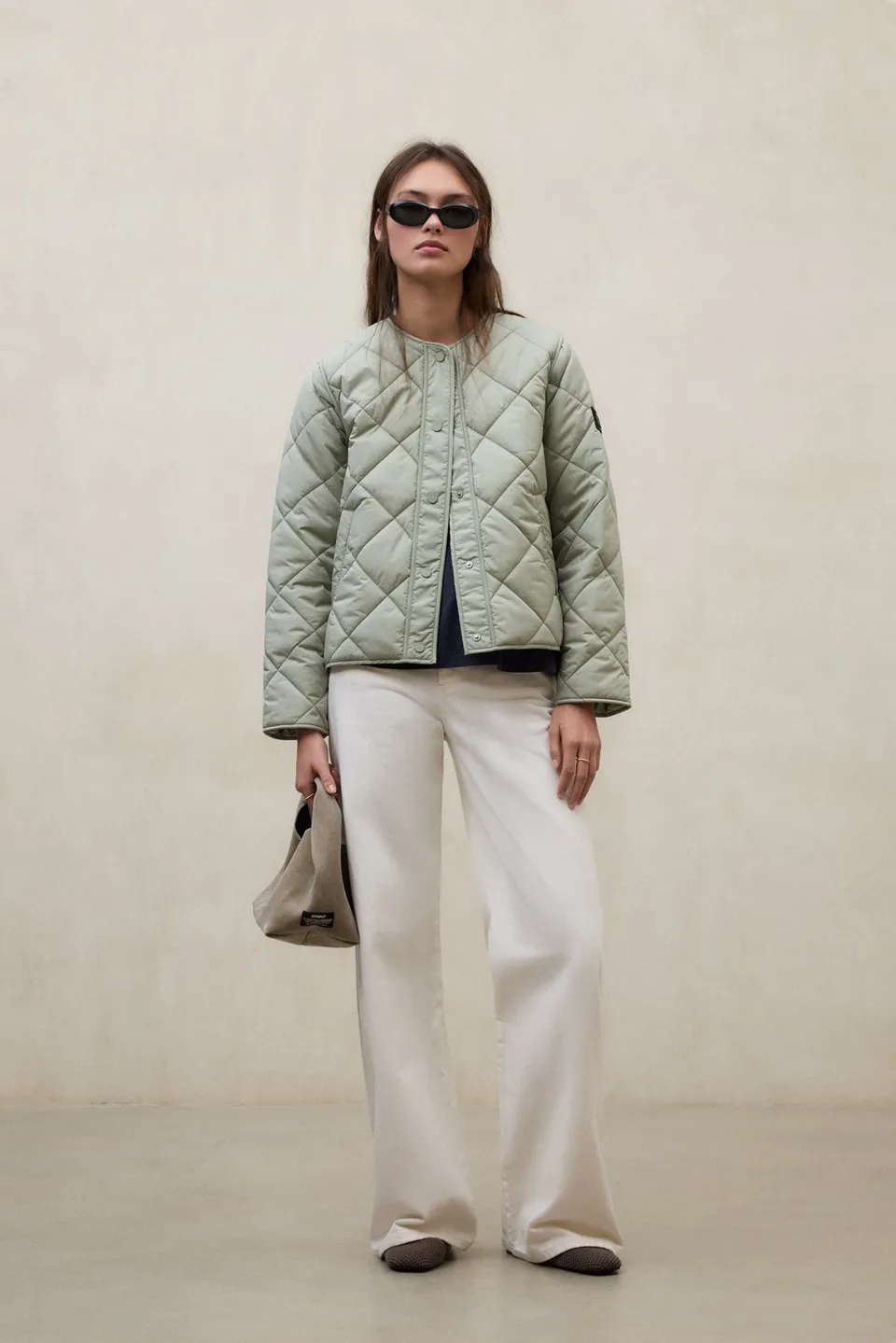 chaqueta-ecoalf-musa-rhomb-verde-para-mujer-poli-ster-100-reciclado-repelente-al image 1