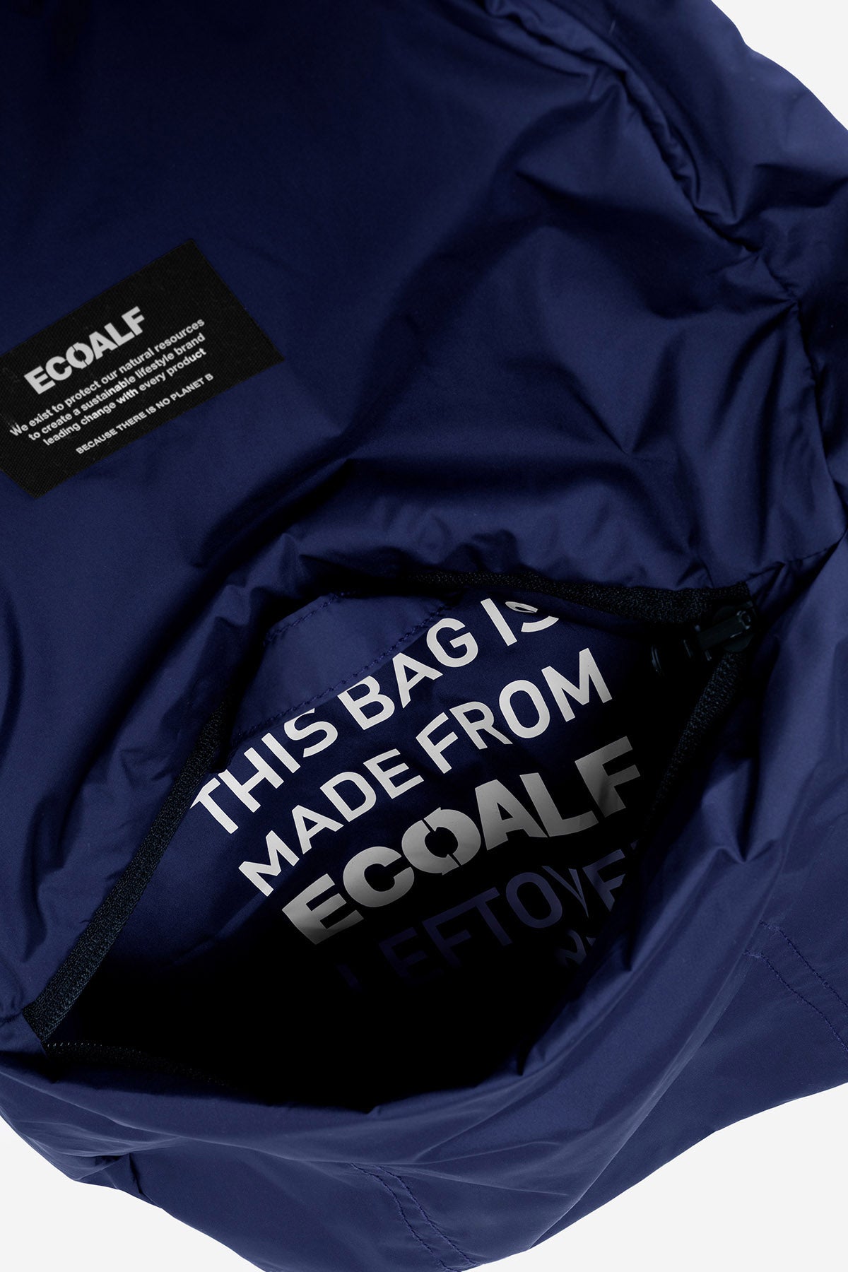 mochila-pacho-de-ecoalf-azul-plegable-100-poli-ster-reciclado image 5