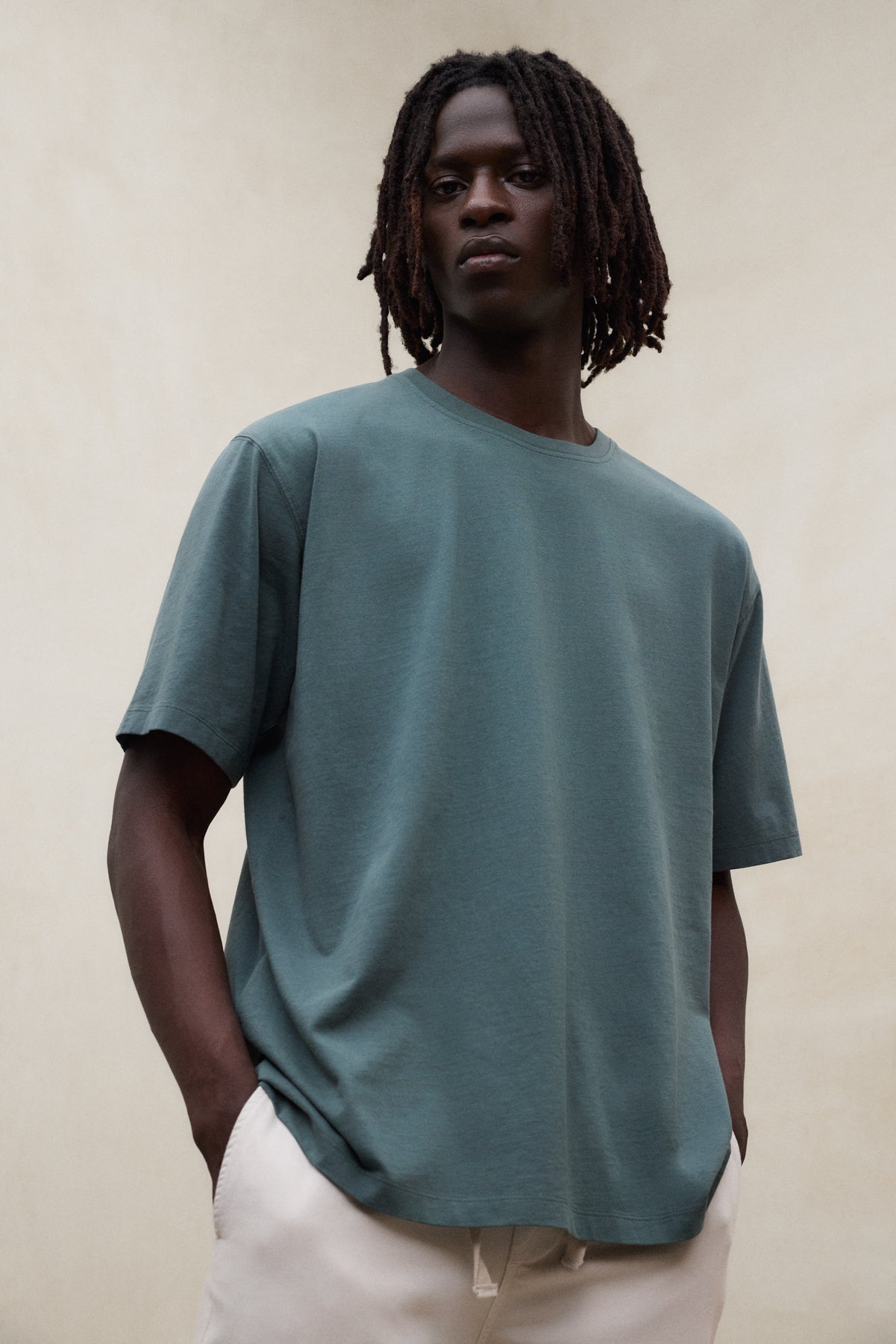 camiseta-ecoalf-mund-verde-para-hombre-fit-oversize-de-50-algod-n-org-nico-con-s image 4