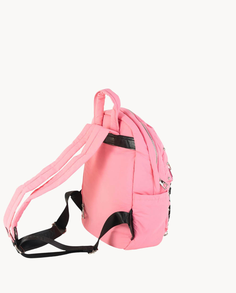 mochila-kbas-de-nylon-rosa-con-cremallera-y-detalles-met-licos image 2
