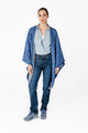 abbacino-poncho-con-estampado-de-rayas-azules image 2