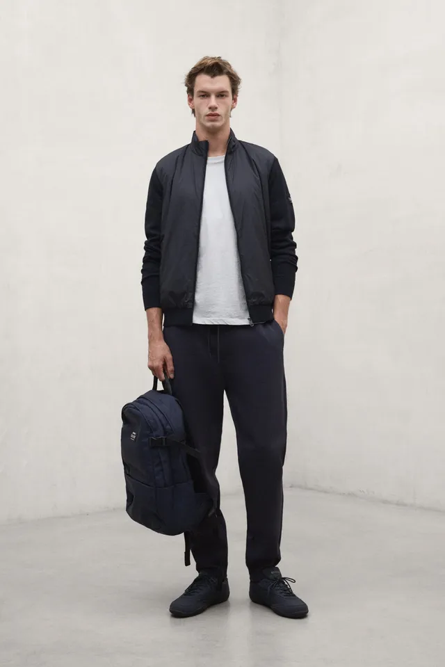 chaqueta-h-brida-denio-de-ecoalf-para-hombre-negra-acolchada-y-de-punto image 1