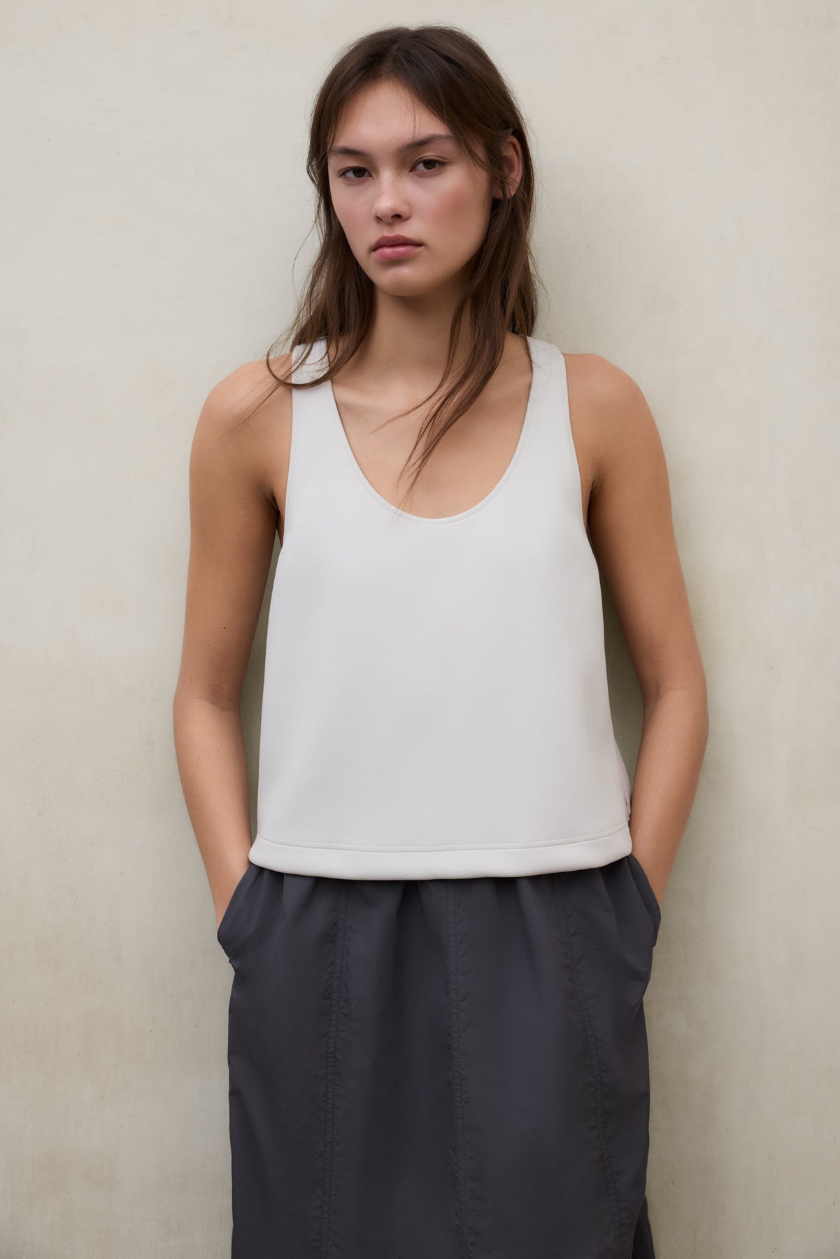 vestido-ecoalf-elo-gris-de-mujer-75-poli-ster-reciclado-largo-maxi-fit-relajado image 3