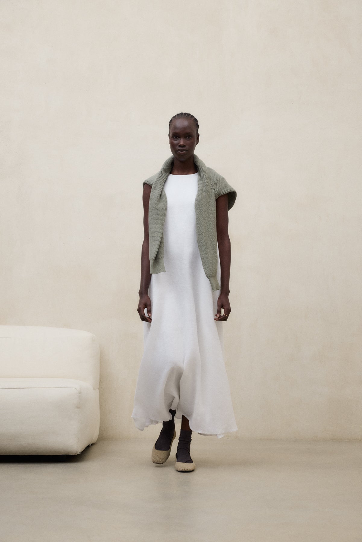 vestido-ecoalf-ukara-blanco-de-lino-para-mujer image 5
