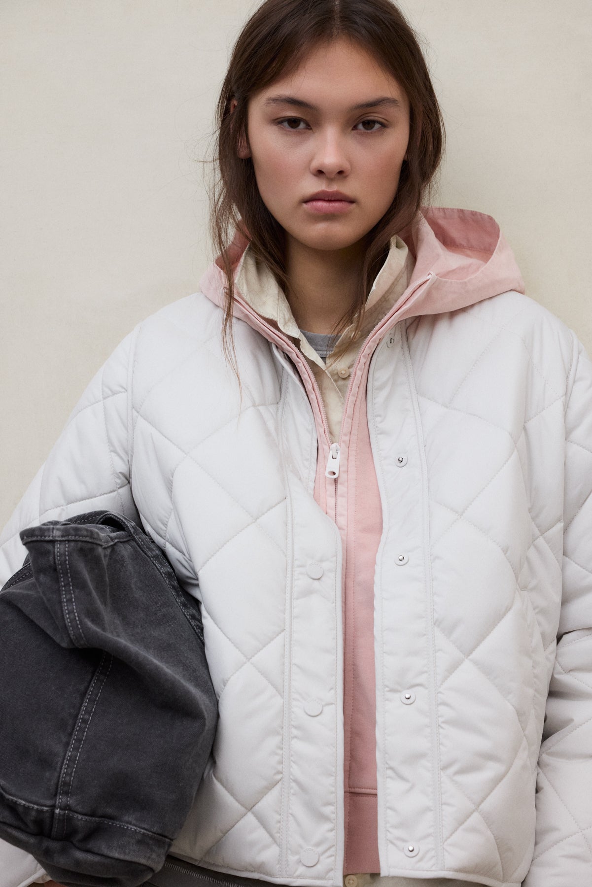 chaqueta-ecoalf-musa-rhomb-blanca-de-poli-ster-reciclado-repelente-al-agua image 4
