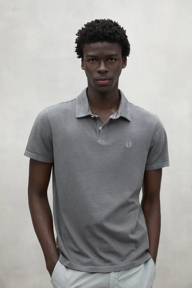 ecoalf-polo-jersey-theo-gris-oscuro-para-hombre-100-algod-n-reciclado-logo-borda image 1