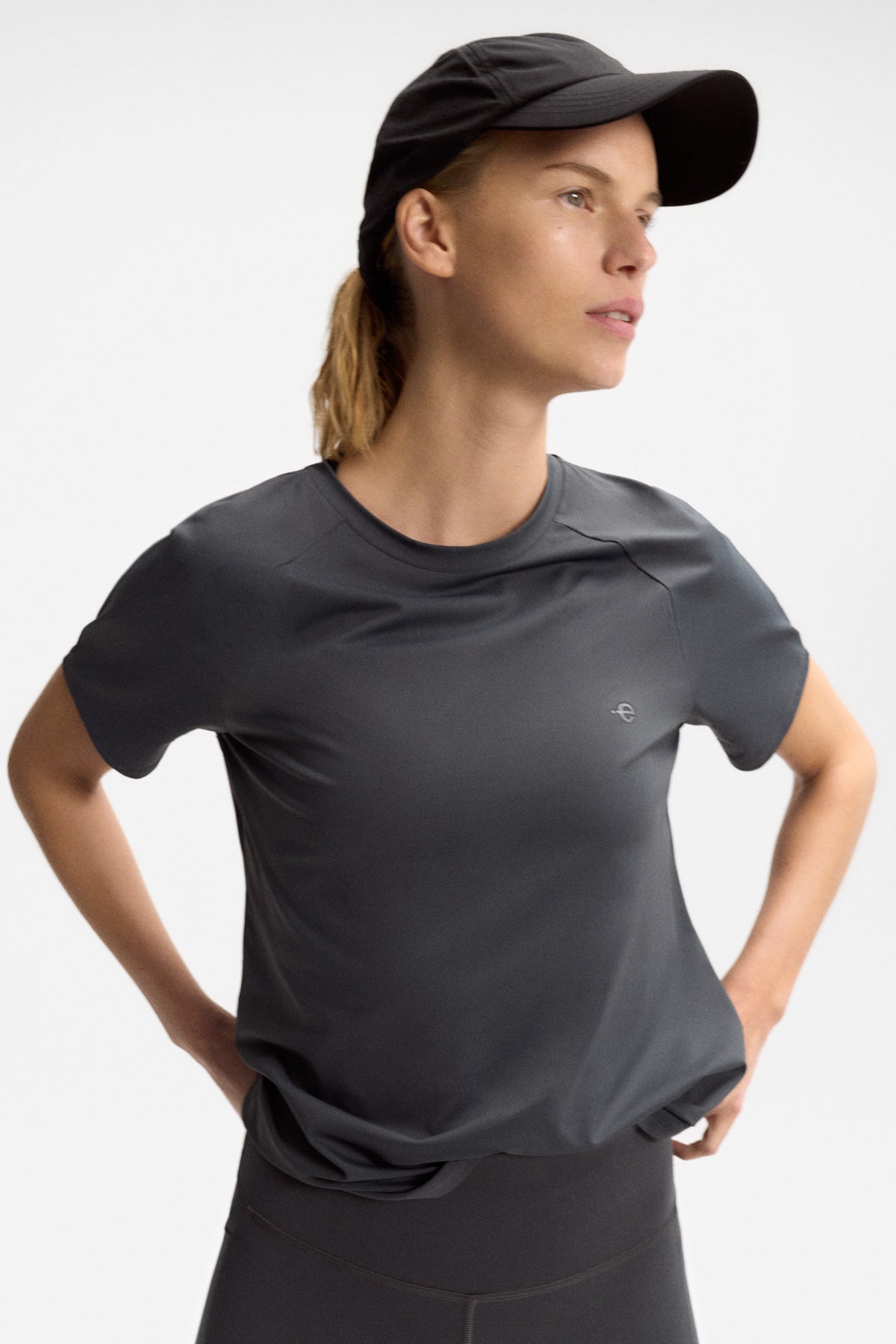 ecoalf-camiseta-amsterdam-gris-para-mujer image 5