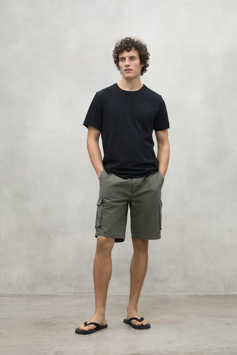 ecoalf-camiseta-vent-negra-de-hombre-100-algod-n-reciclado image 1