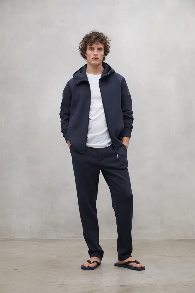 sudadera-dashen-de-ecoalf-lenzing-ecovero-azul-marino-hombre image 1