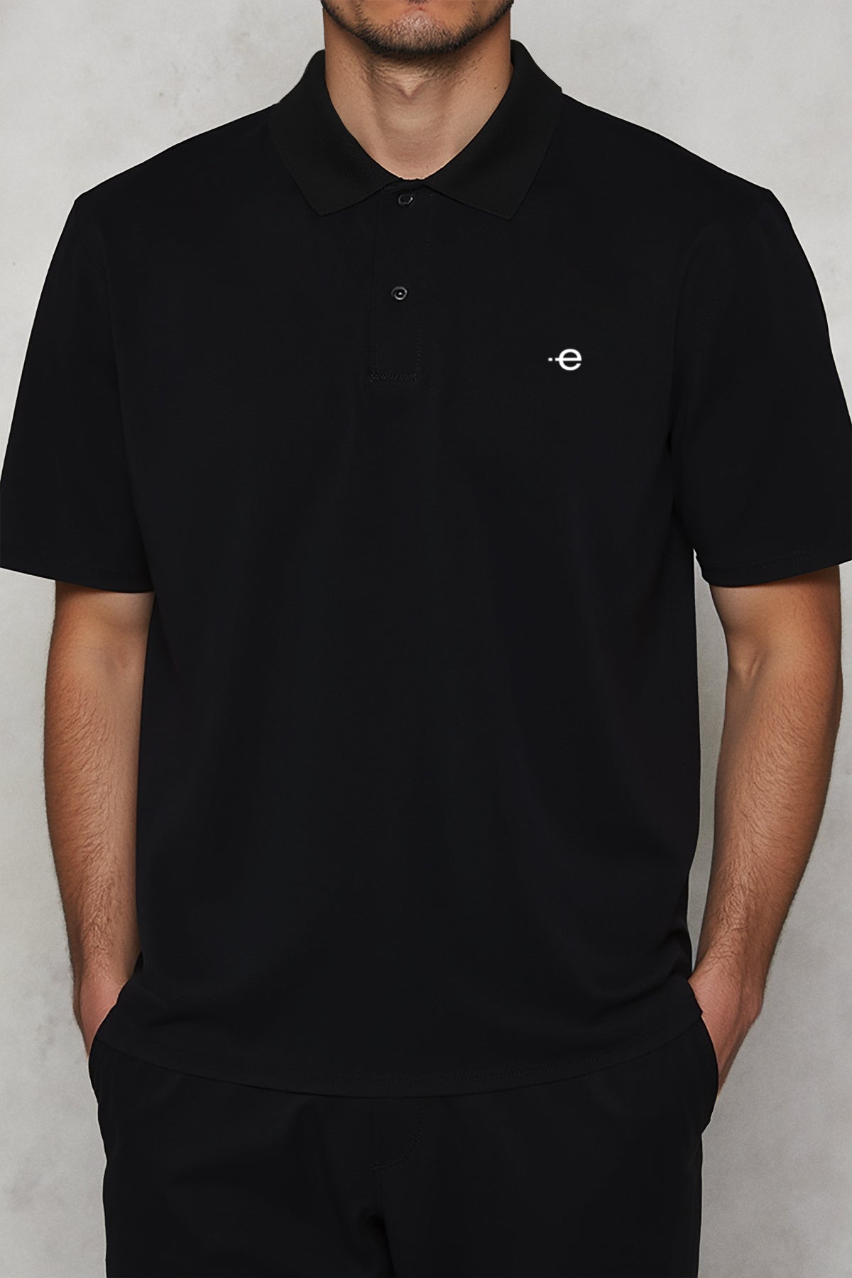 ecoalf-polo-jones-negro-polo-t-cnico-de-hombre-de-nylon-reciclado image 3