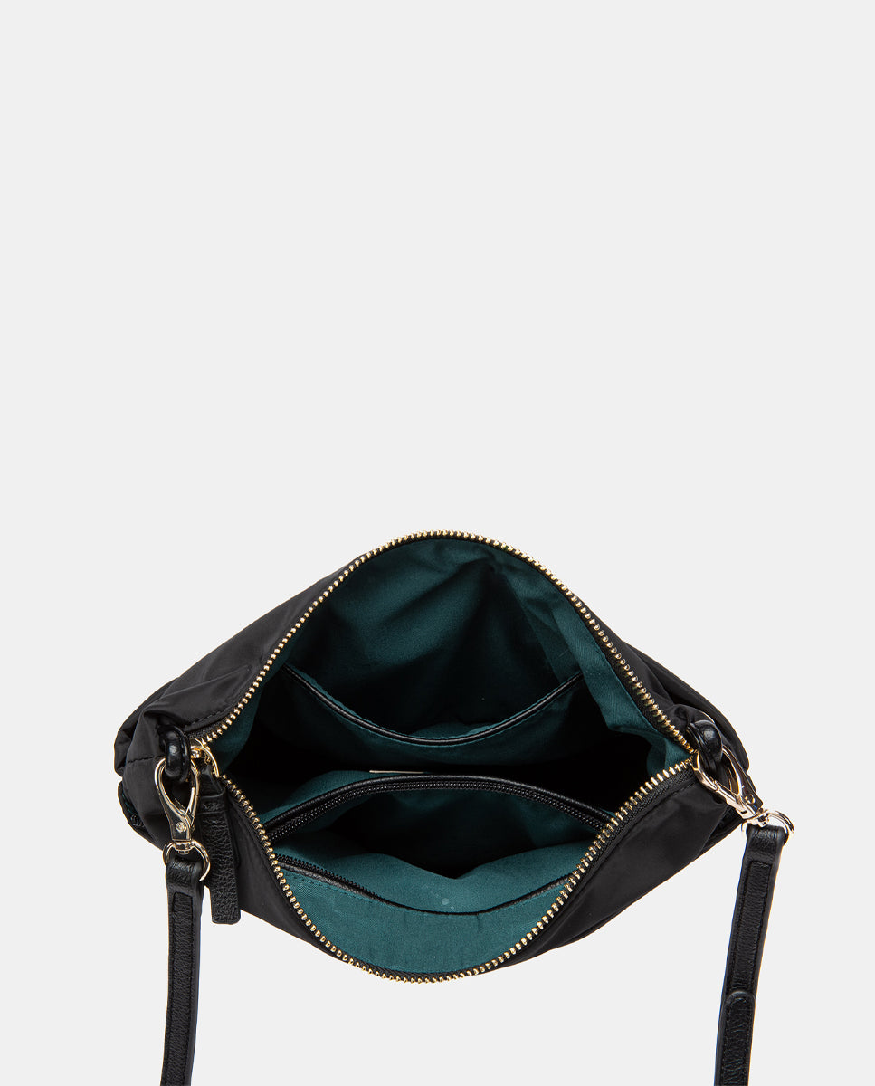 abbacino-organizador-negro-materiales-reciclados-con-bandolera image 5