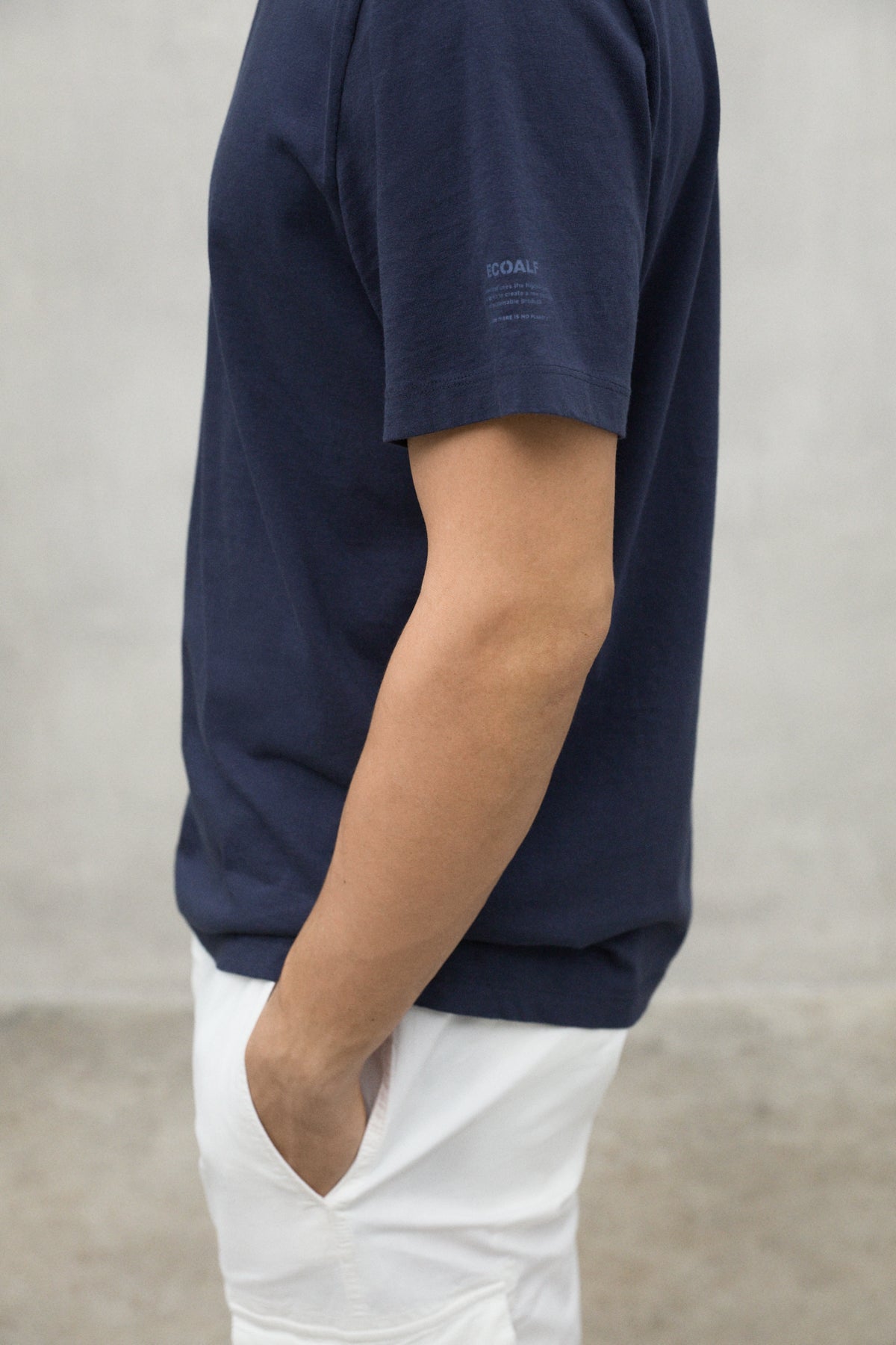 camiseta-vent-ecoalf-azul-marino-algod-n-reciclado image 5